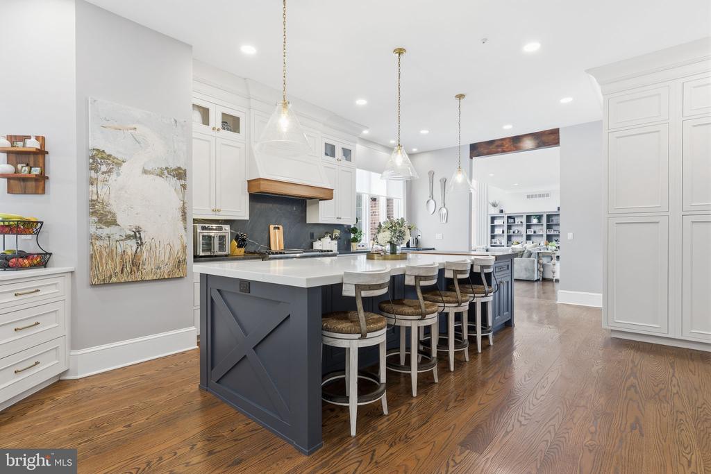 7 WOODLAND ROAD