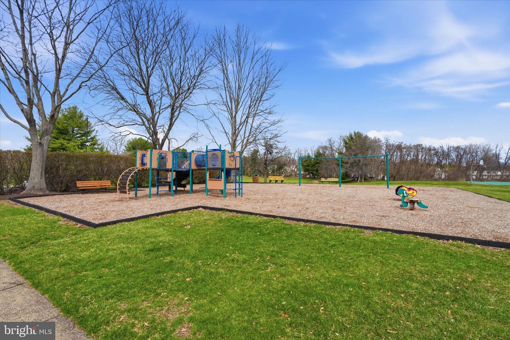 496 REVERE DRIVE