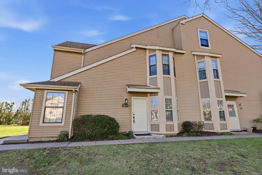 2014 BARRY COURT