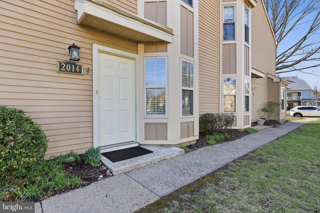 2014 BARRY COURT