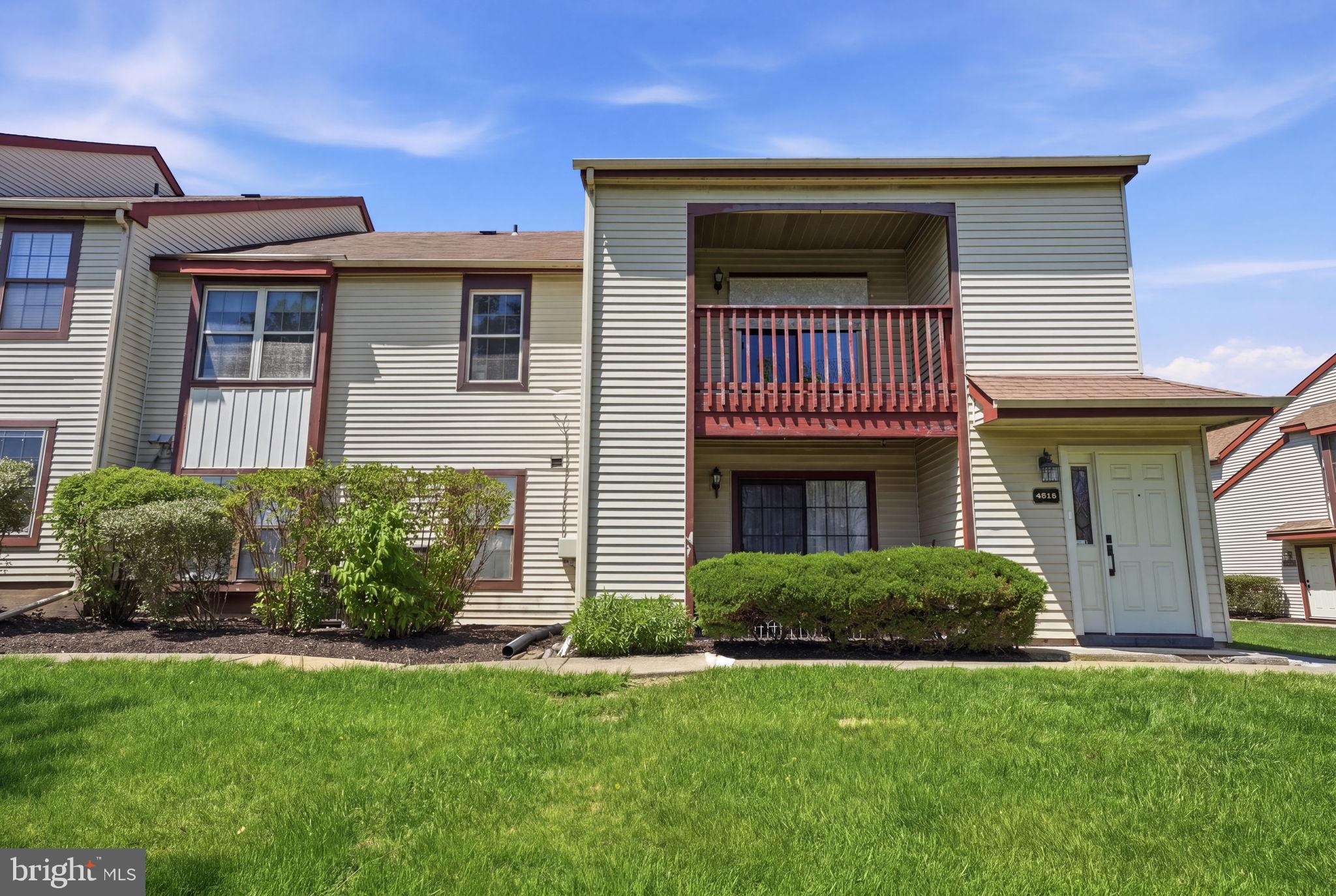 4016 BARRY COURT
