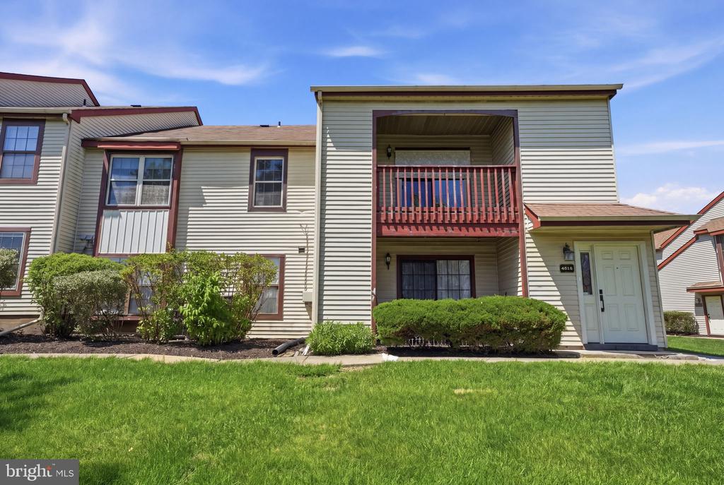 4016 BARRY COURT
