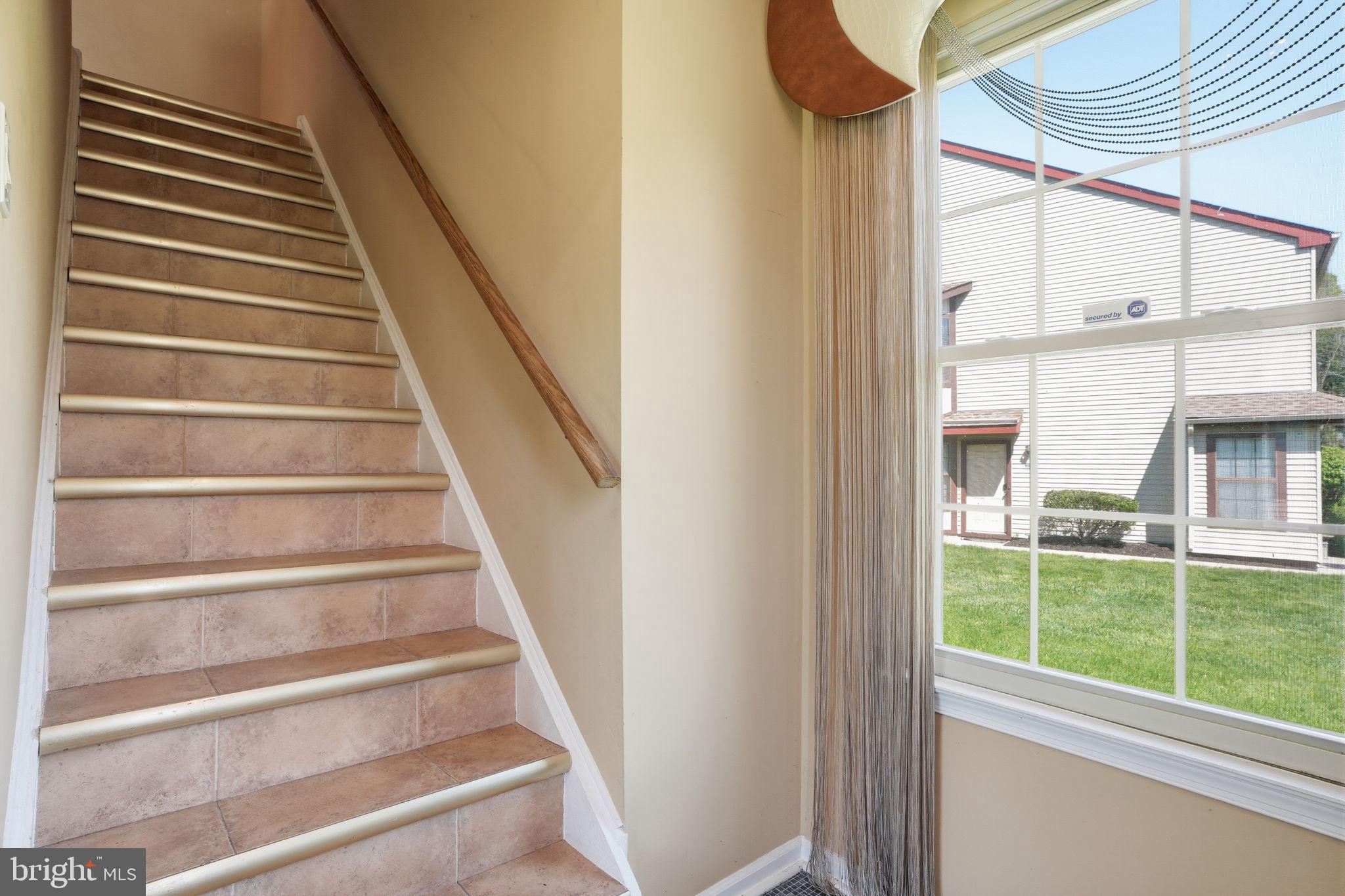 4016 BARRY COURT