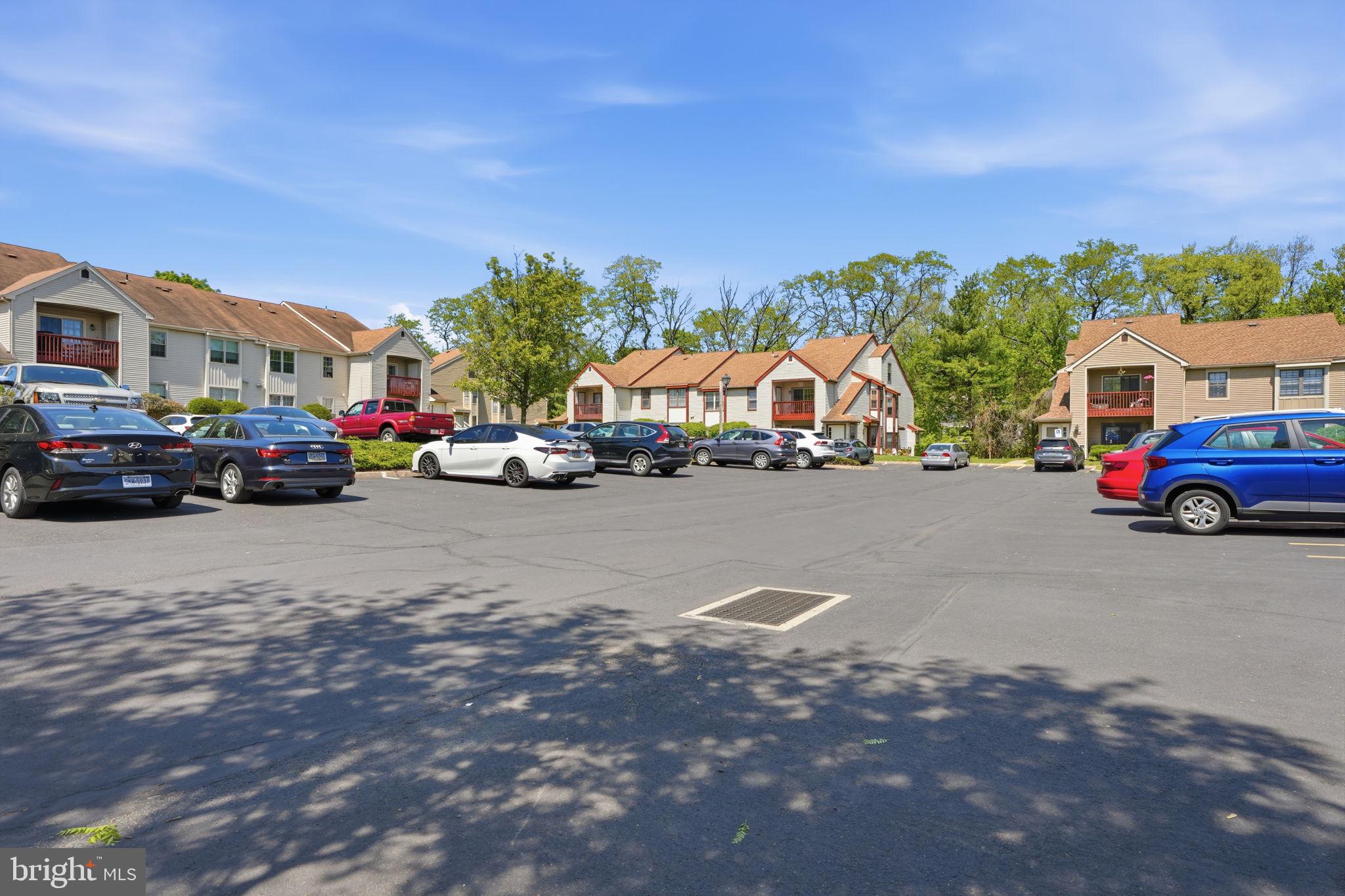 4016 BARRY COURT