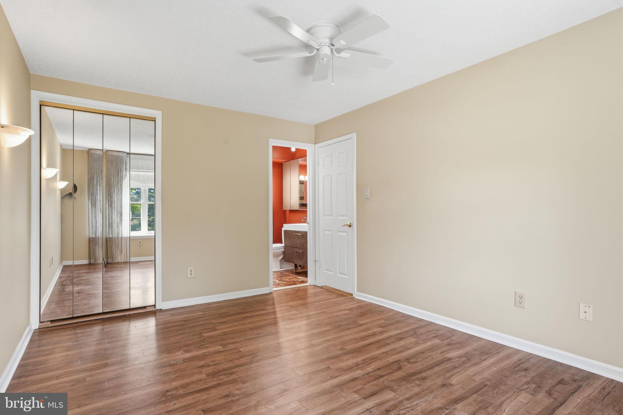 4016 BARRY COURT