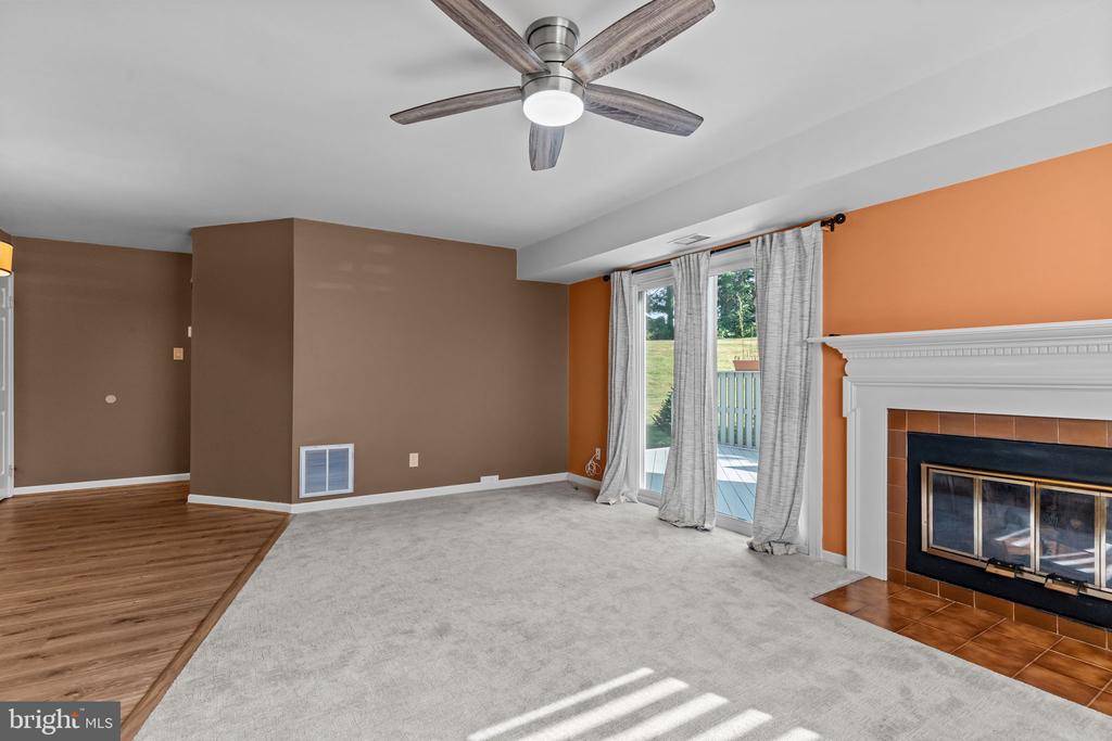 3 HILLCROFT WAY