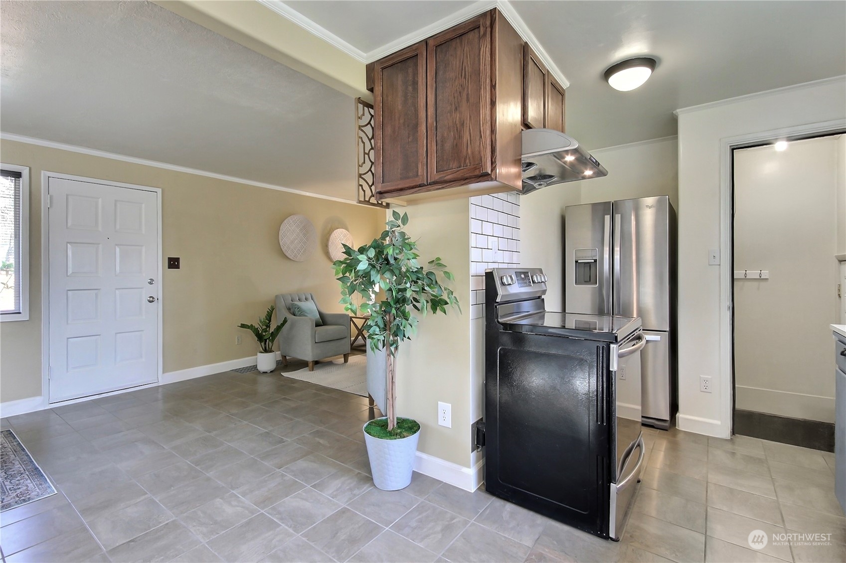 6412 Steilacoom Boulevard SW