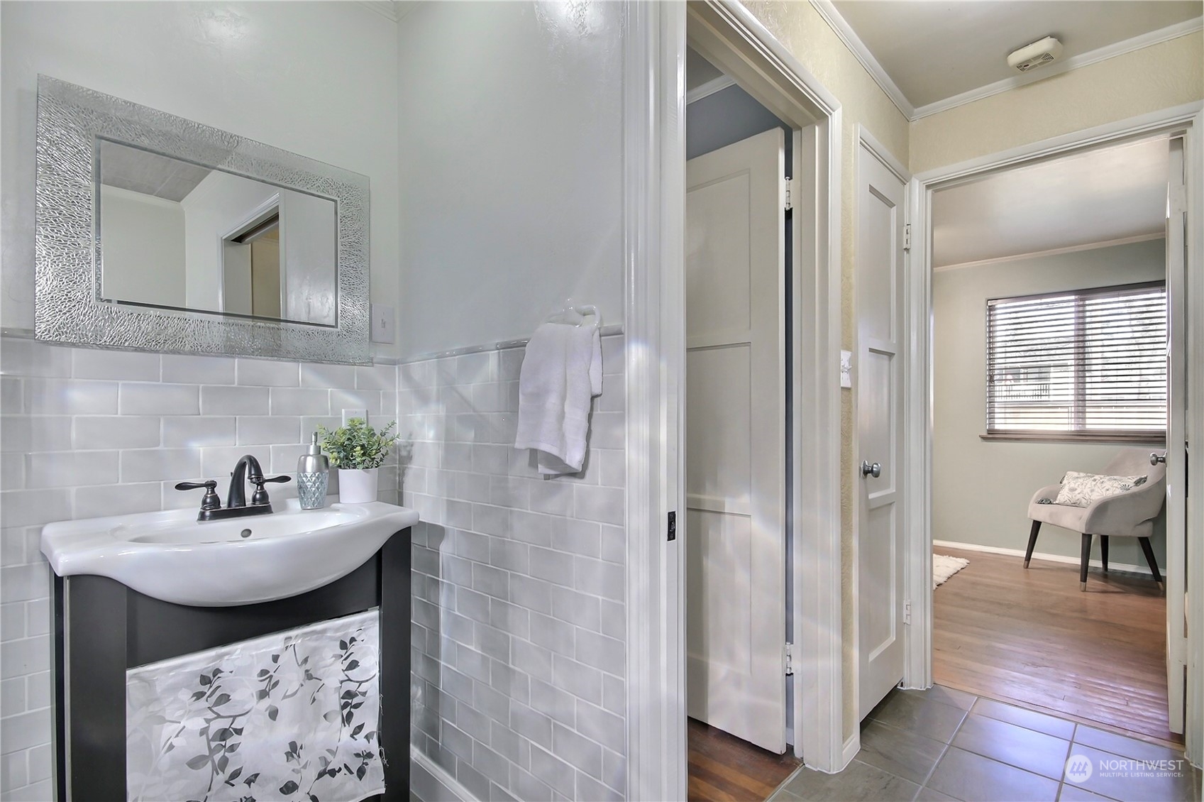 6412 Steilacoom Boulevard SW