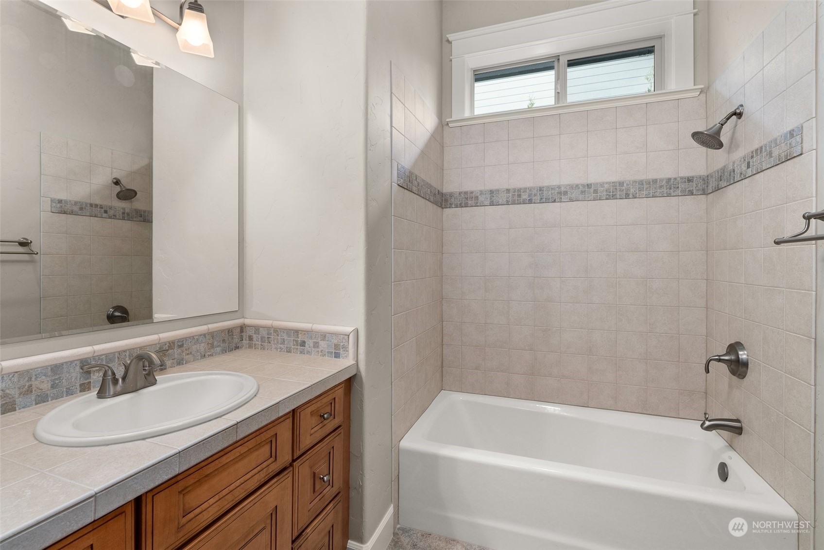 3737 Kinsale Lane SE