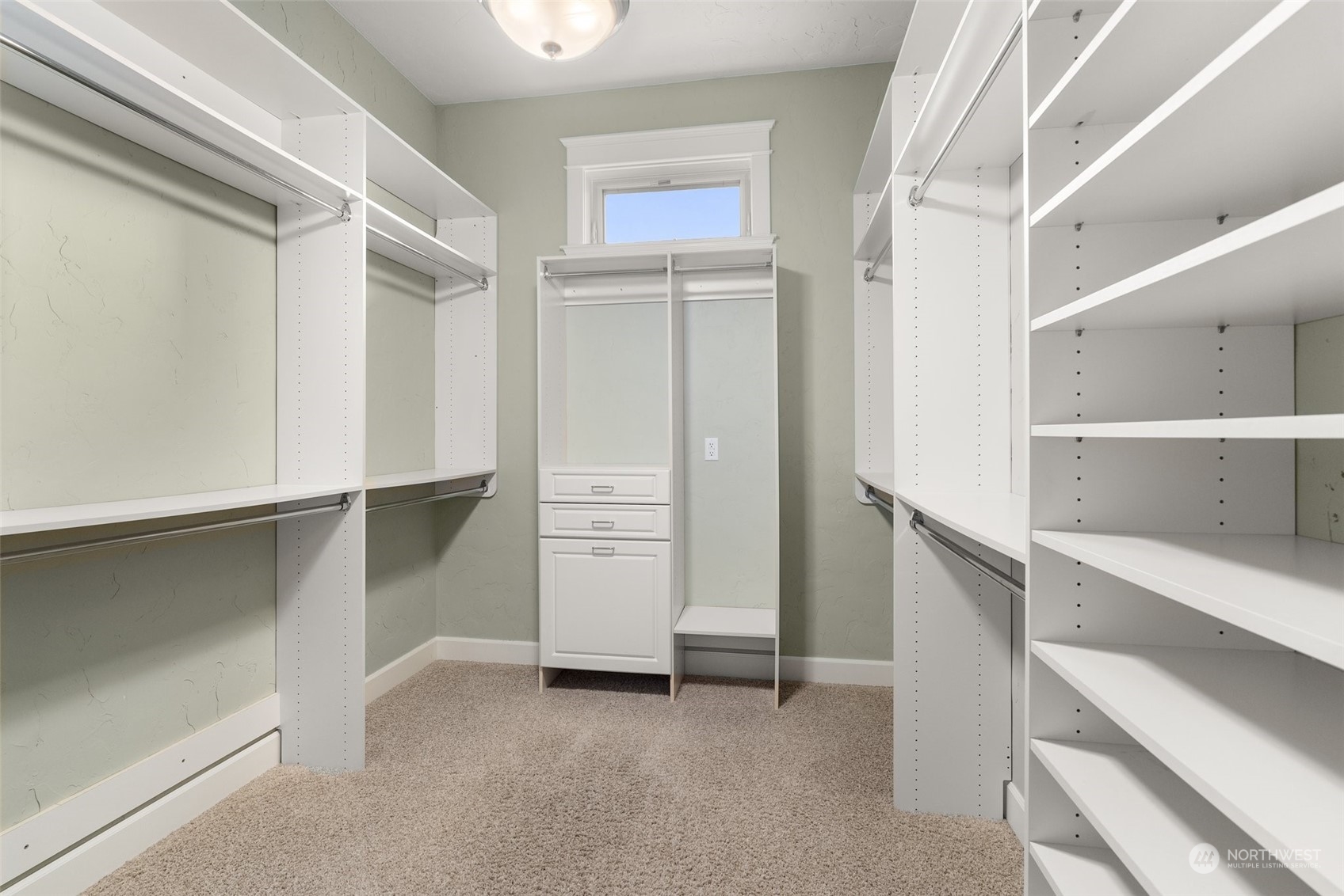 3737 Kinsale Lane SE