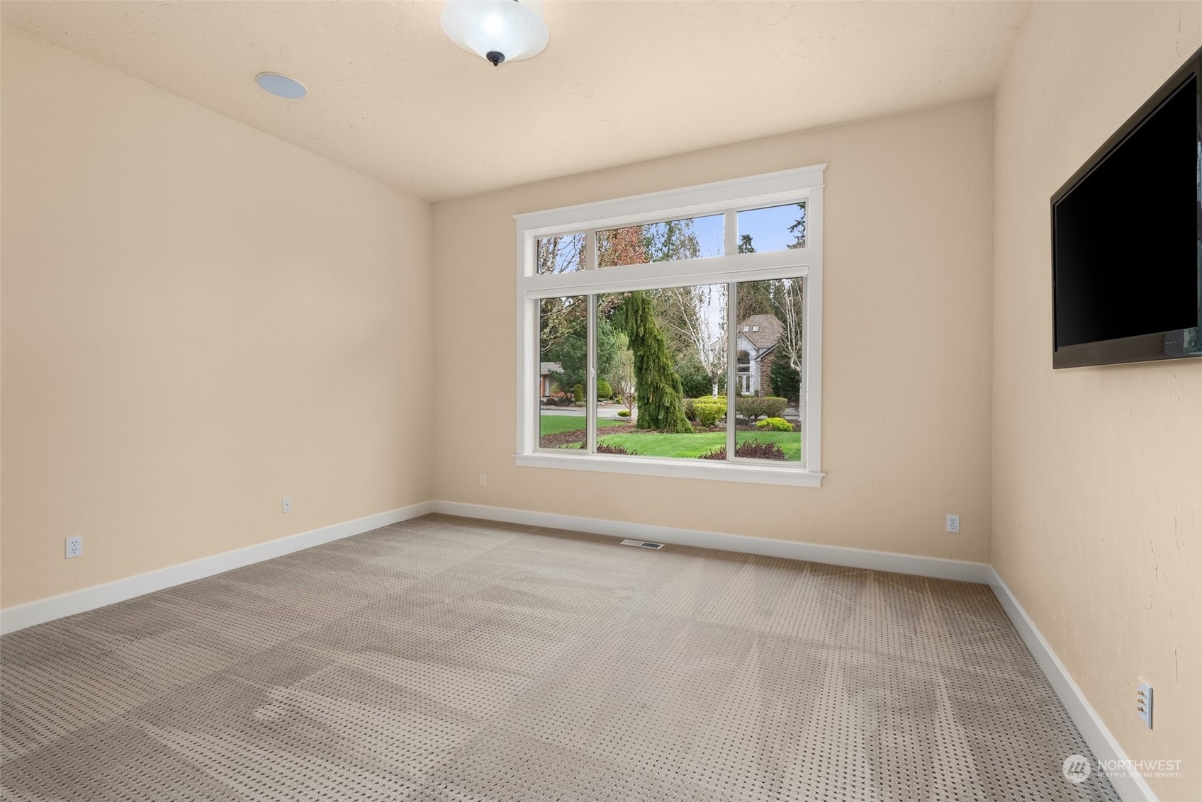 3737 Kinsale Lane SE