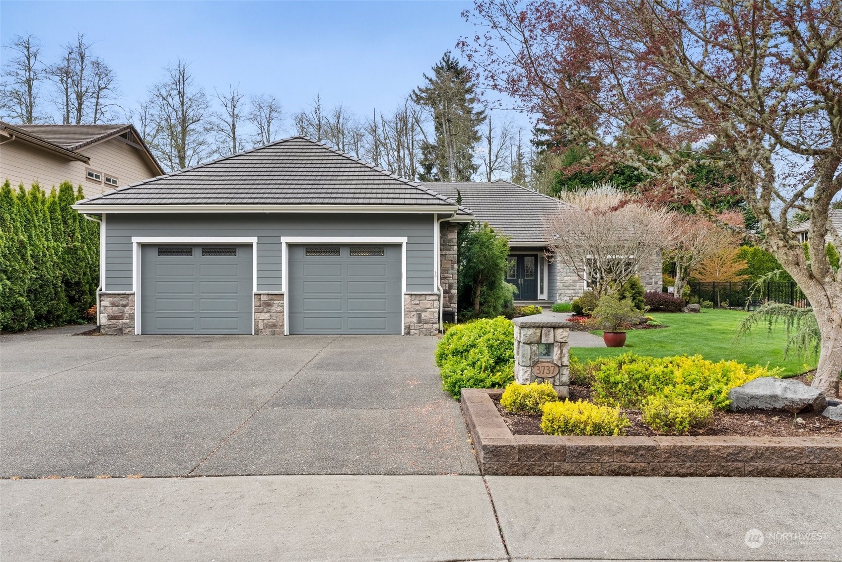 3737 Kinsale Lane SE