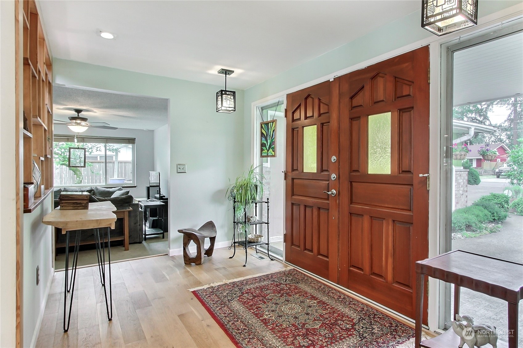 8504 Woodlawn Avenue SW