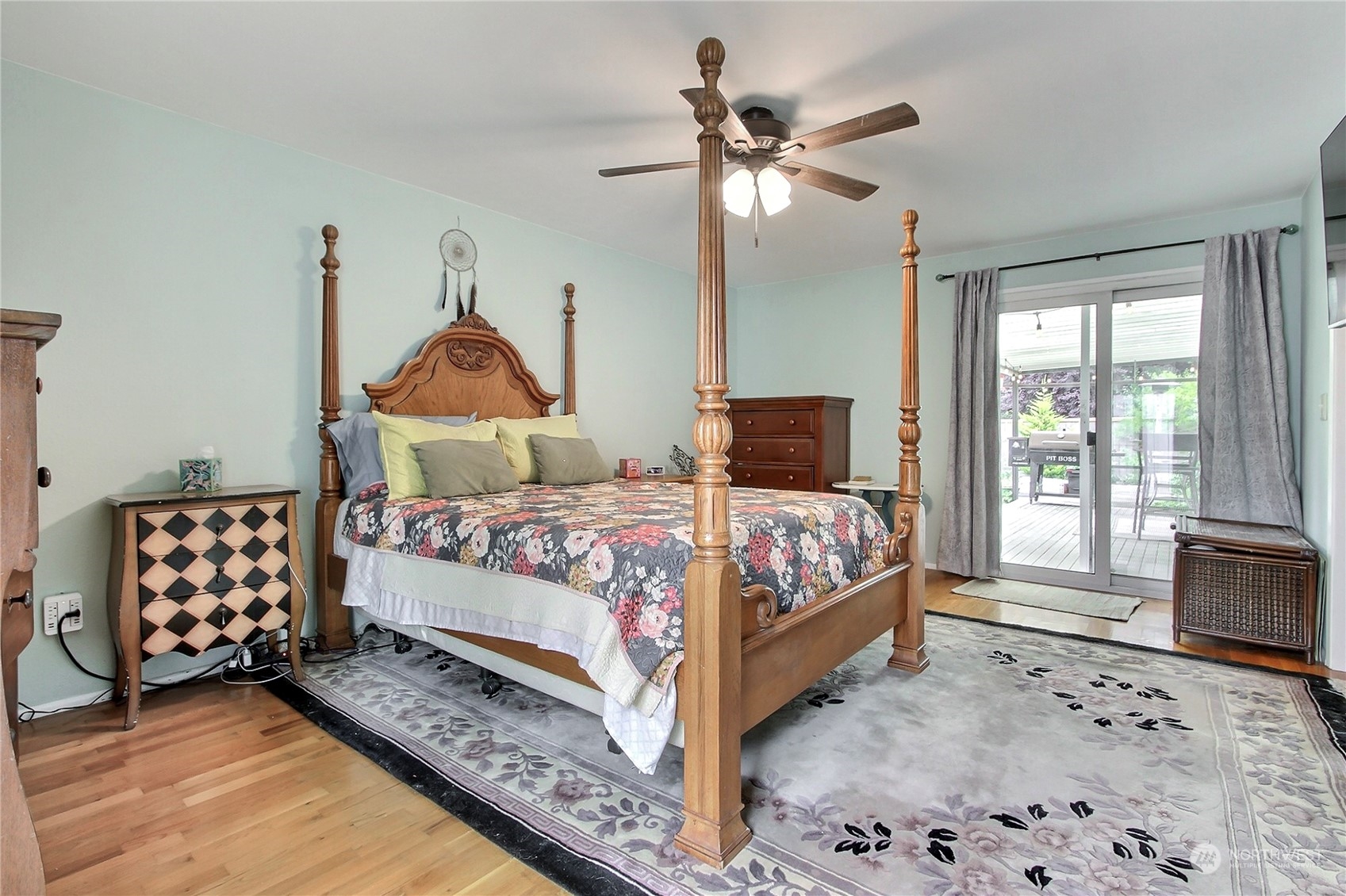 8504 Woodlawn Avenue SW