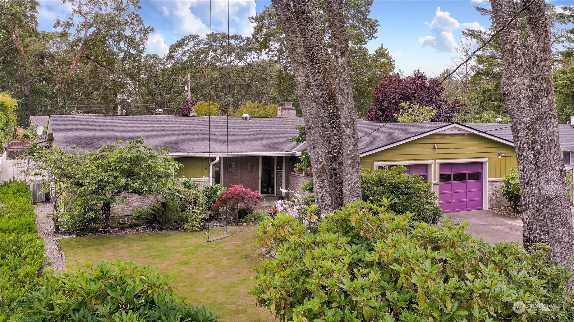 8504 Woodlawn Avenue SW