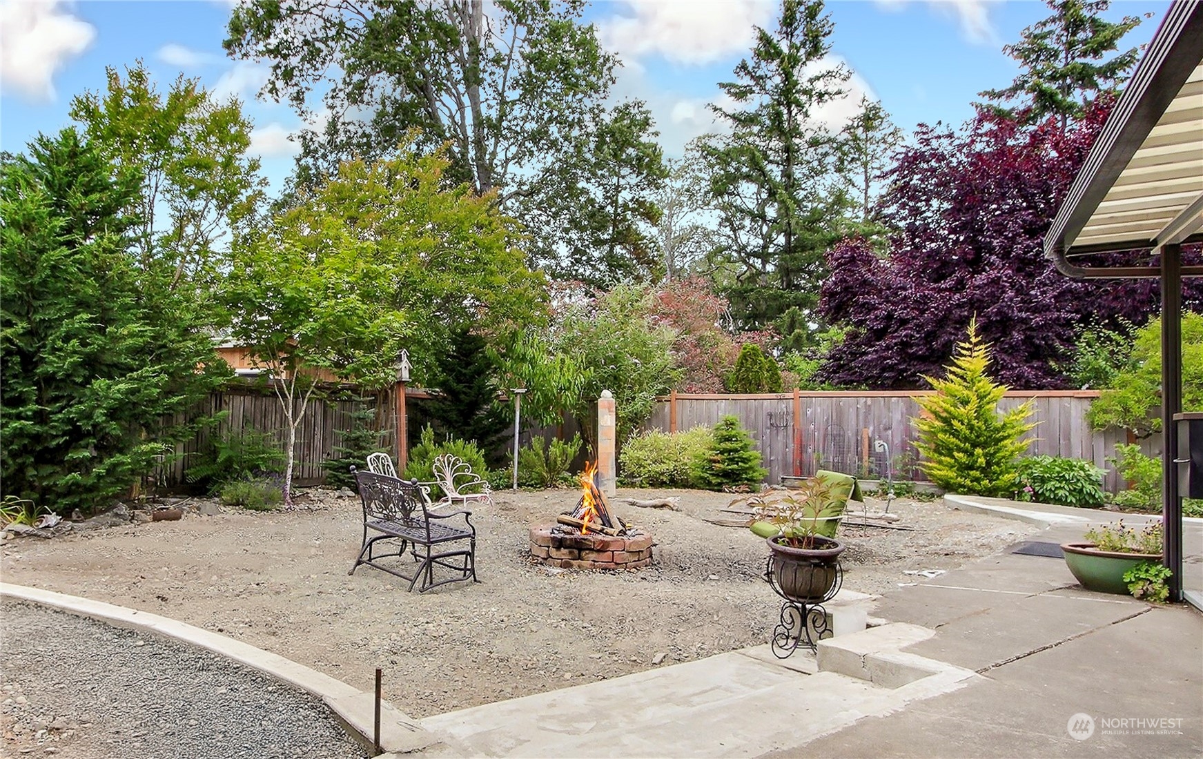 8504 Woodlawn Avenue SW