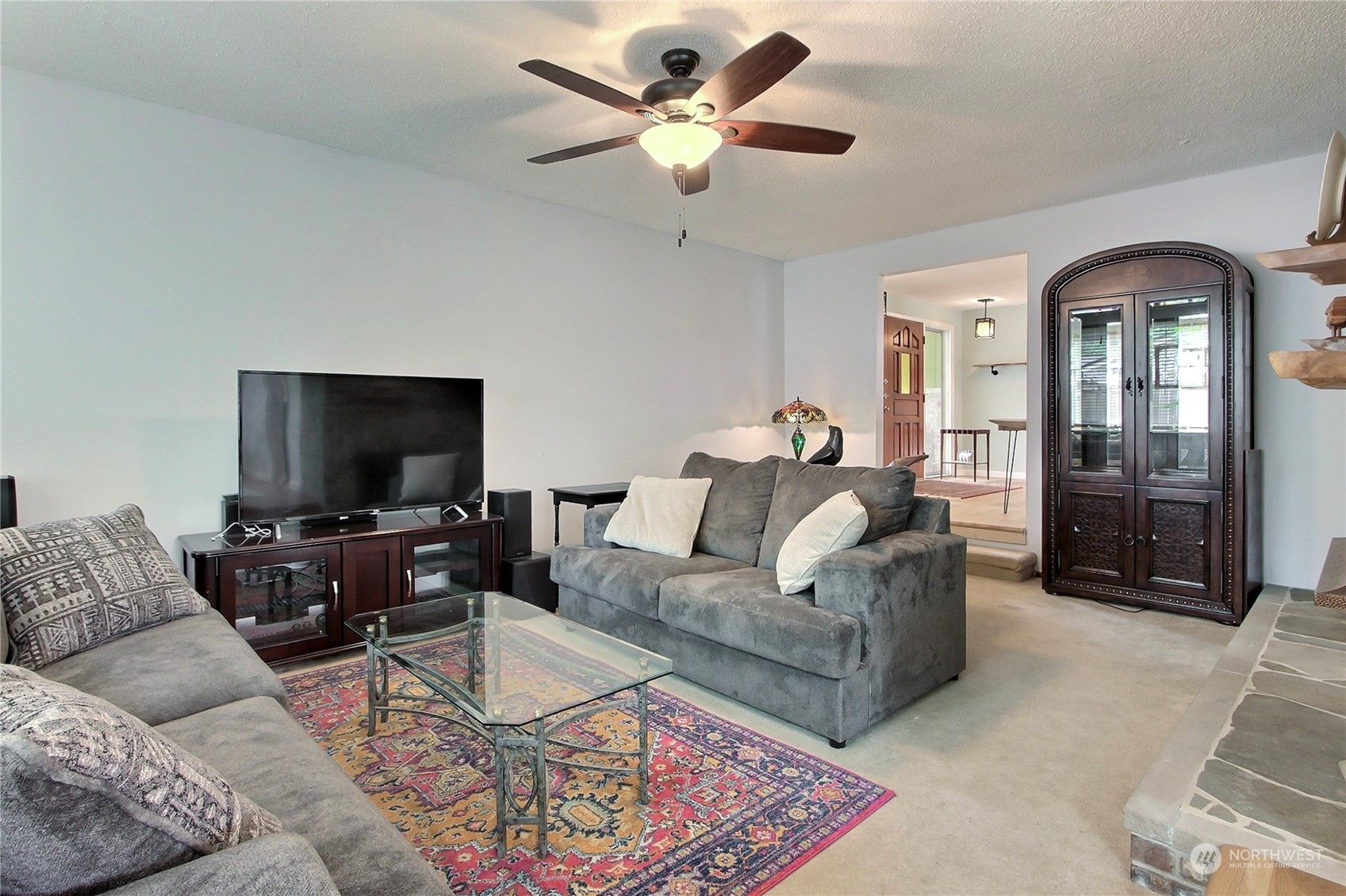 8504 Woodlawn Avenue SW