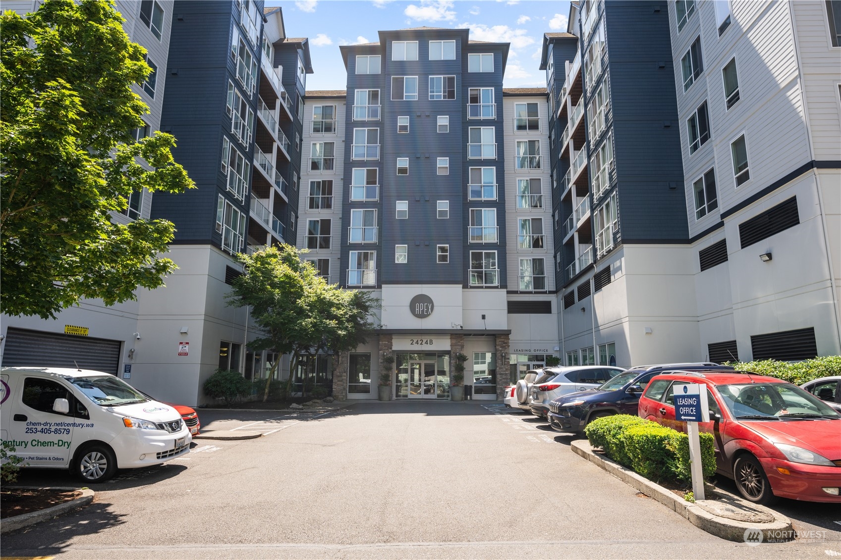 2424 S 41st St Unit: 553-B