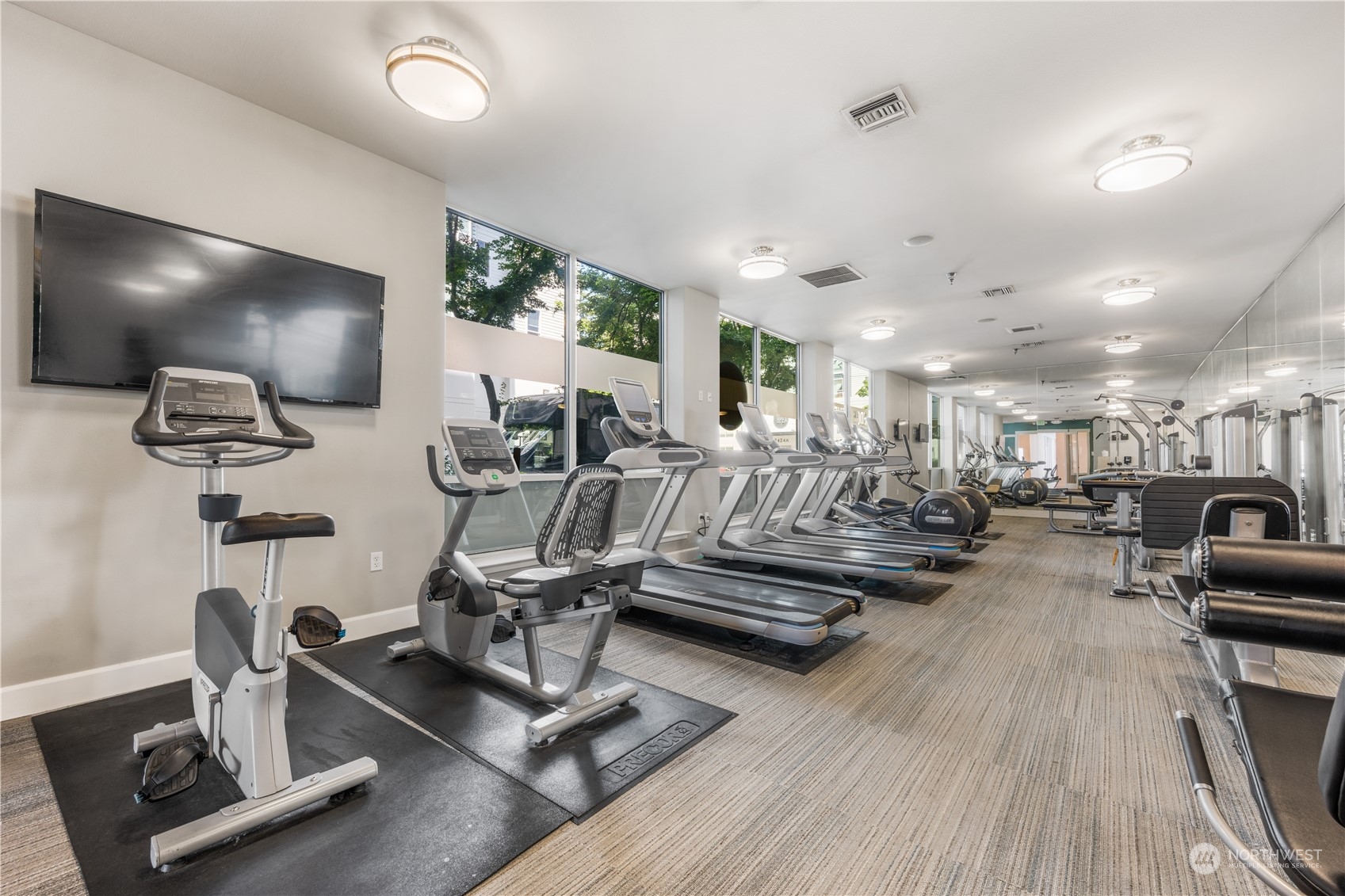 2424 S 41st St Unit: 553-B