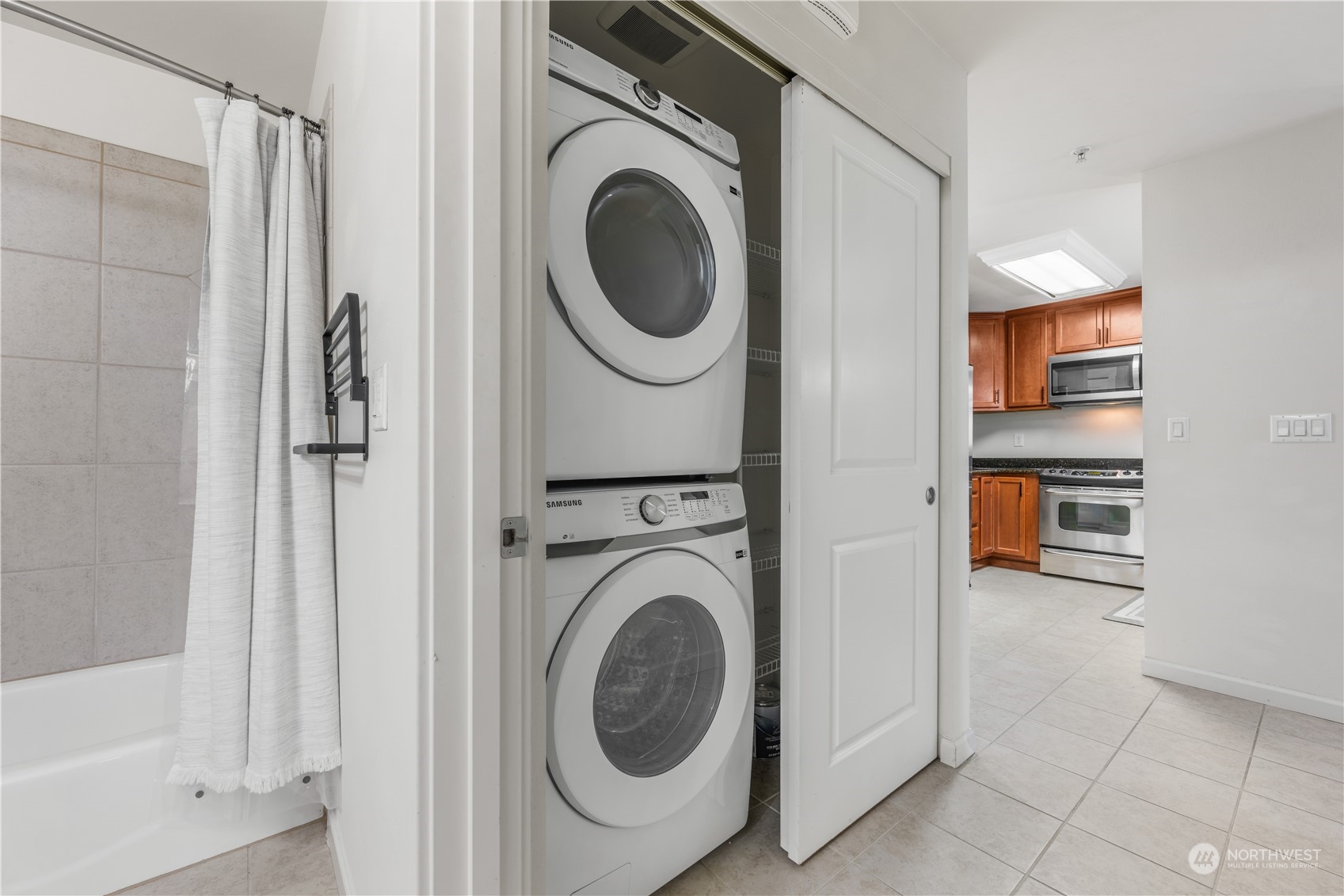 2424 S 41st St Unit: 553-B