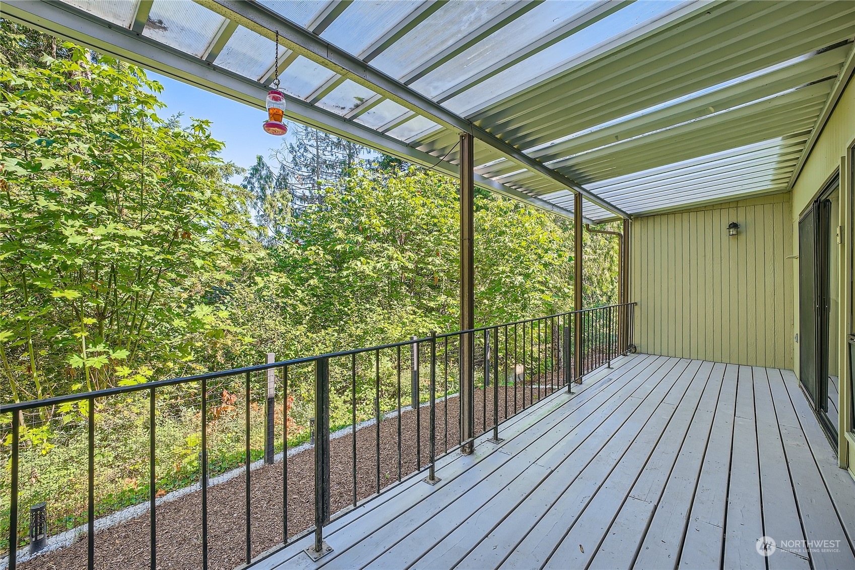 7517 Zircon Drive SW