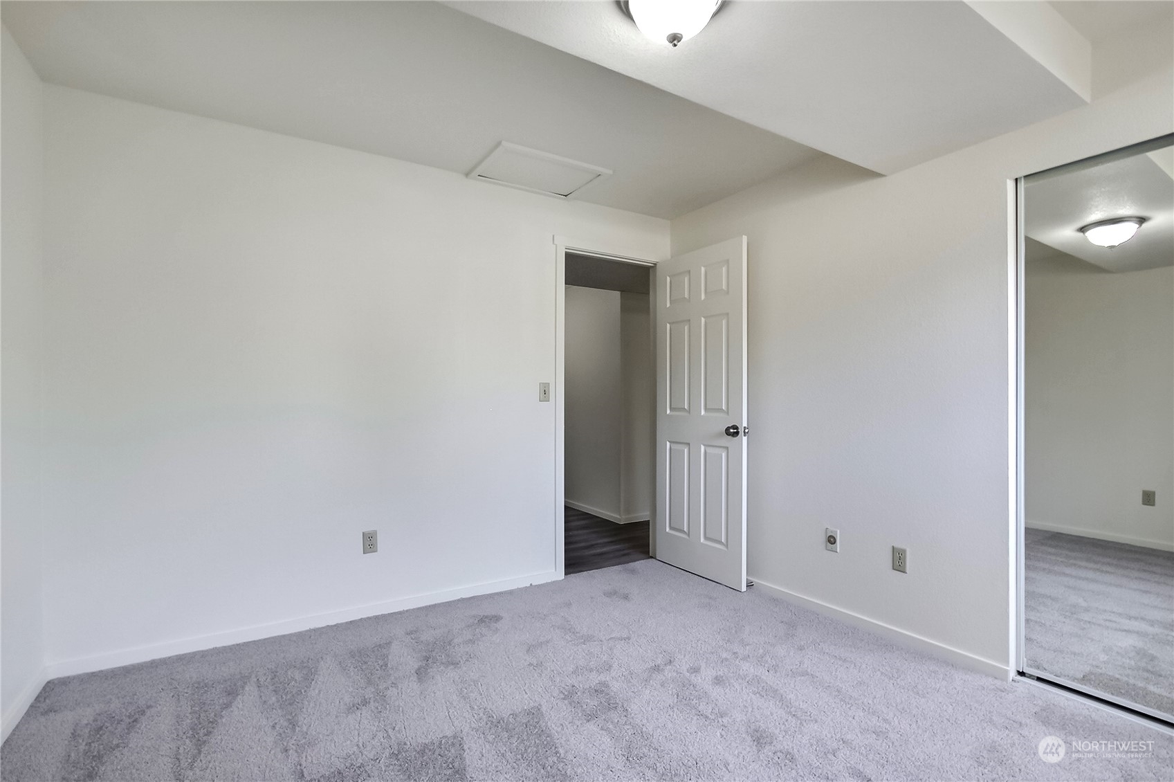 1247 Farallone Avenue