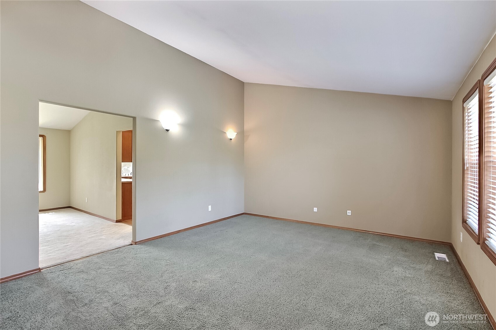 5220 76th Street Ct E