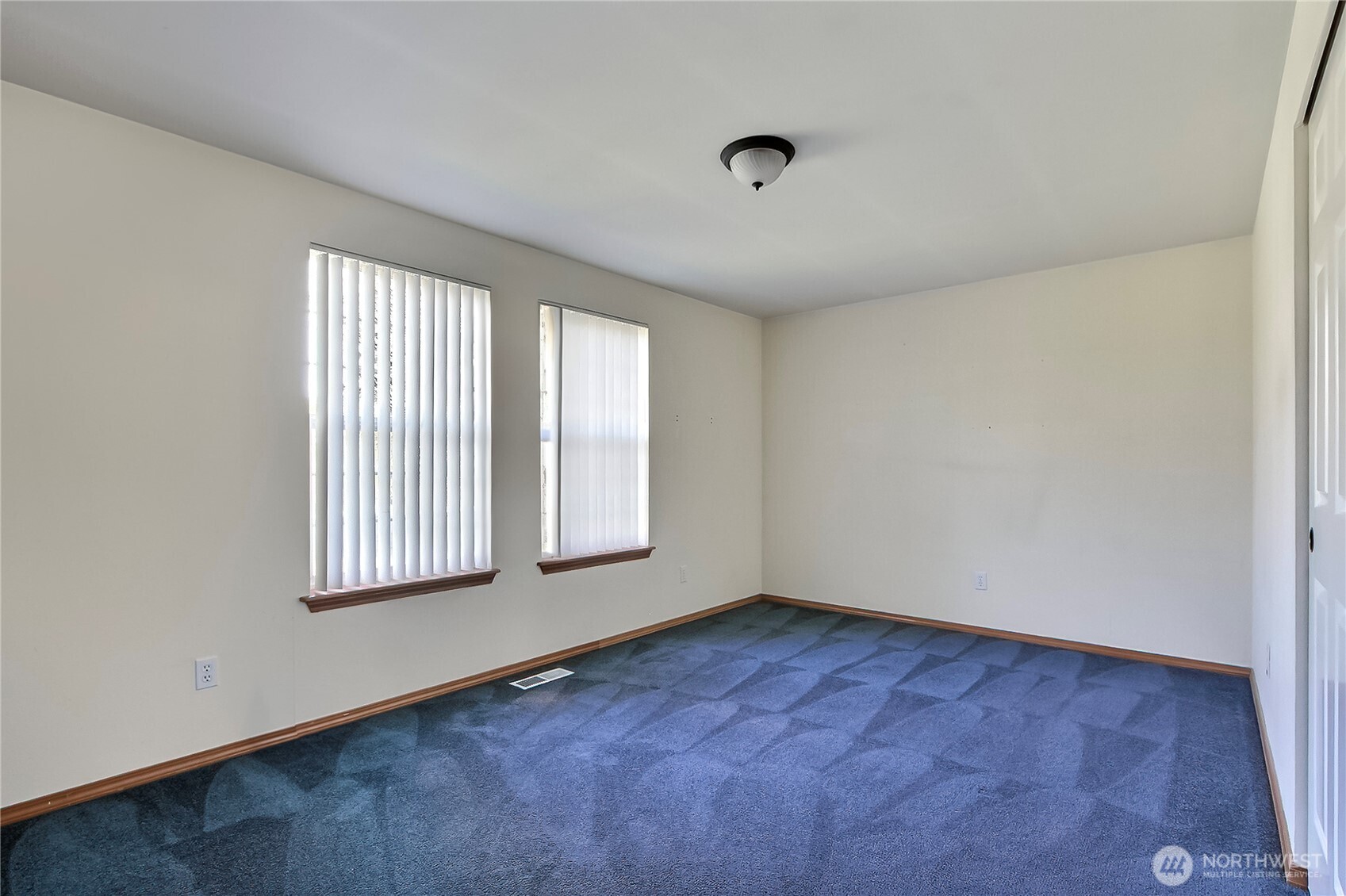 5220 76th Street Ct E