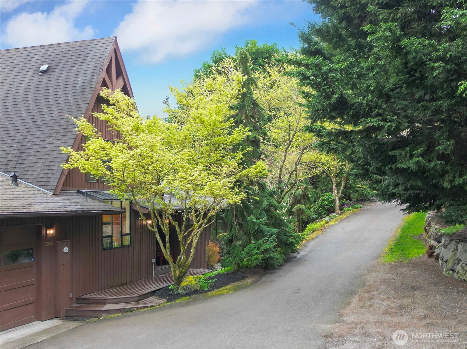 3305 35th Street Ct E