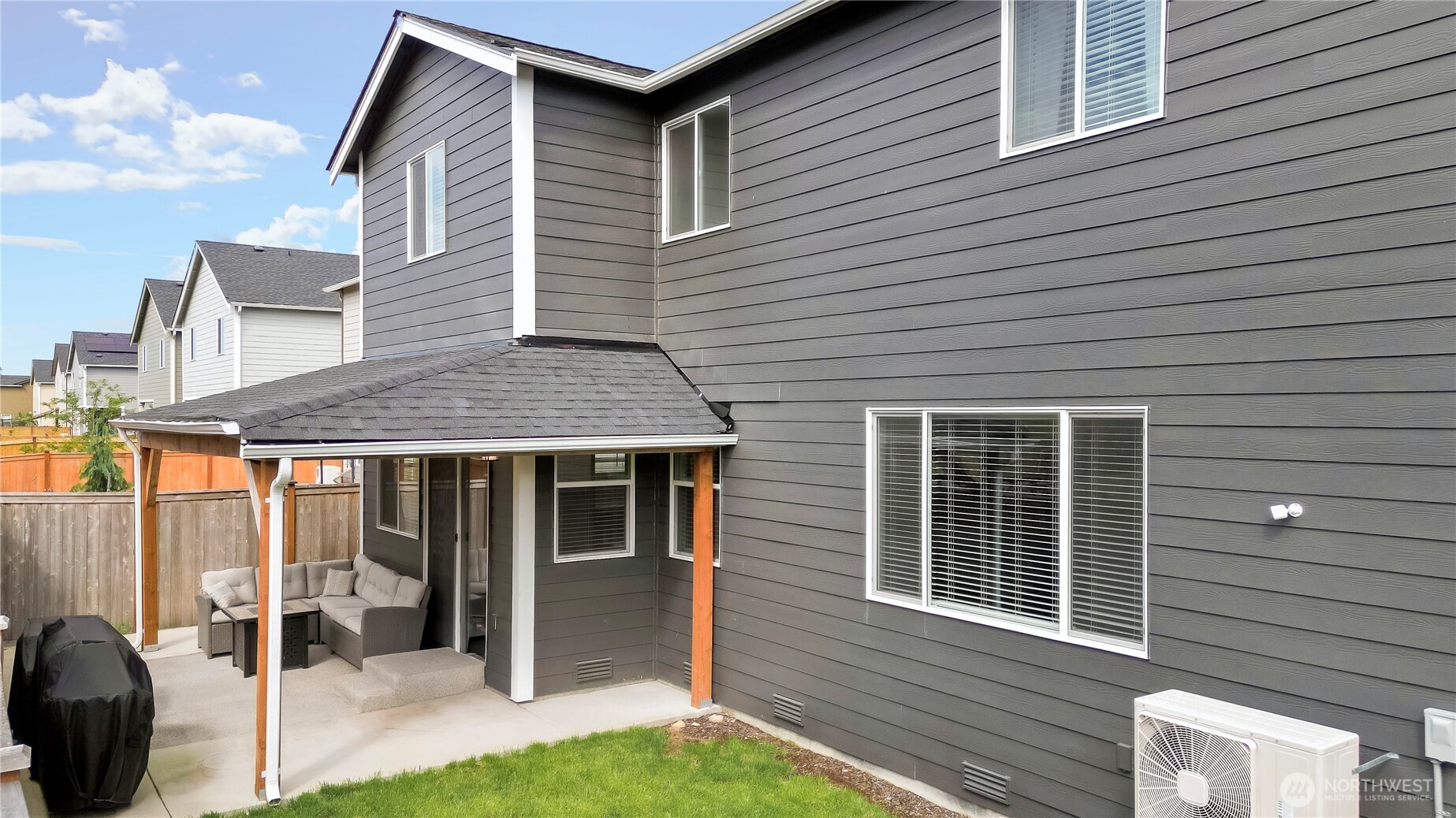 19814 135th Avenue E