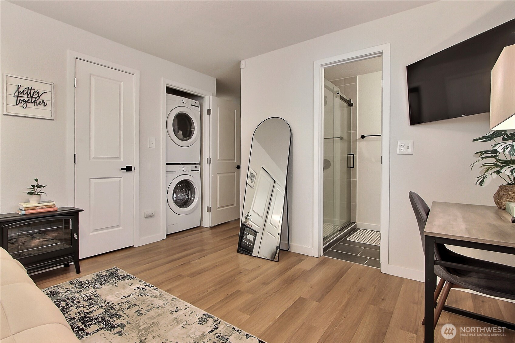 6903 S Cheyenne Street