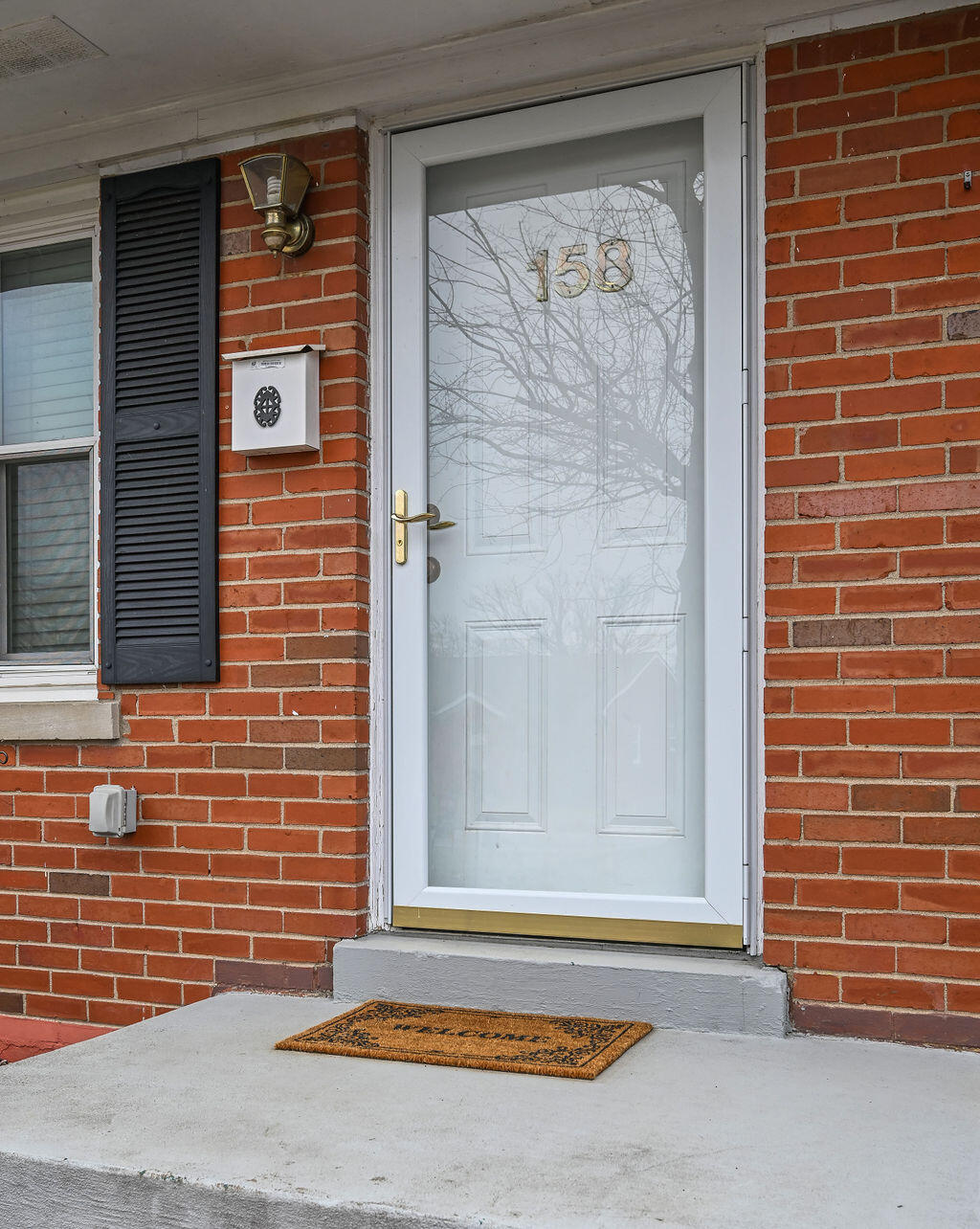 158 Chantilly Street
