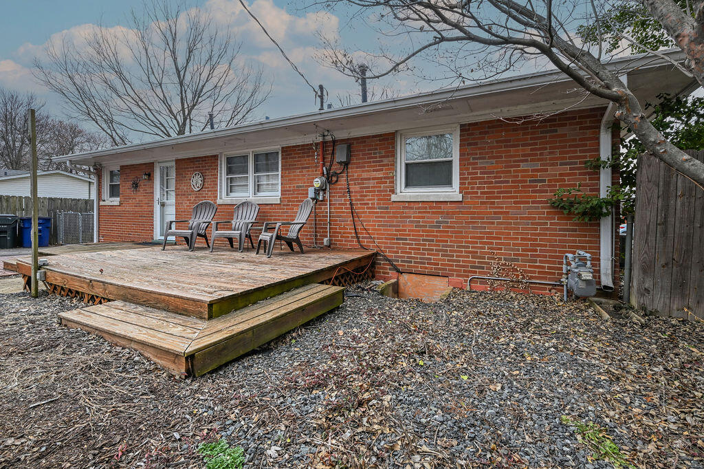 158 Chantilly Street