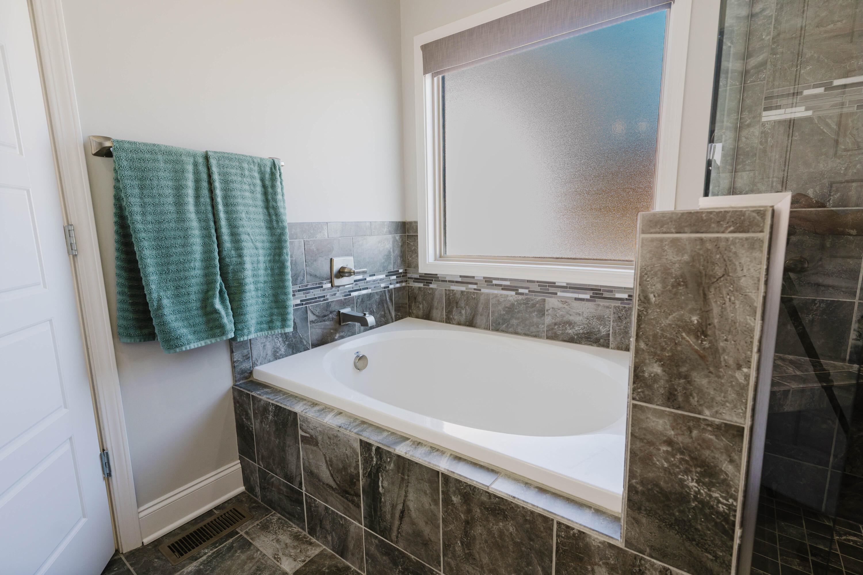 912 Falling Waters Lane