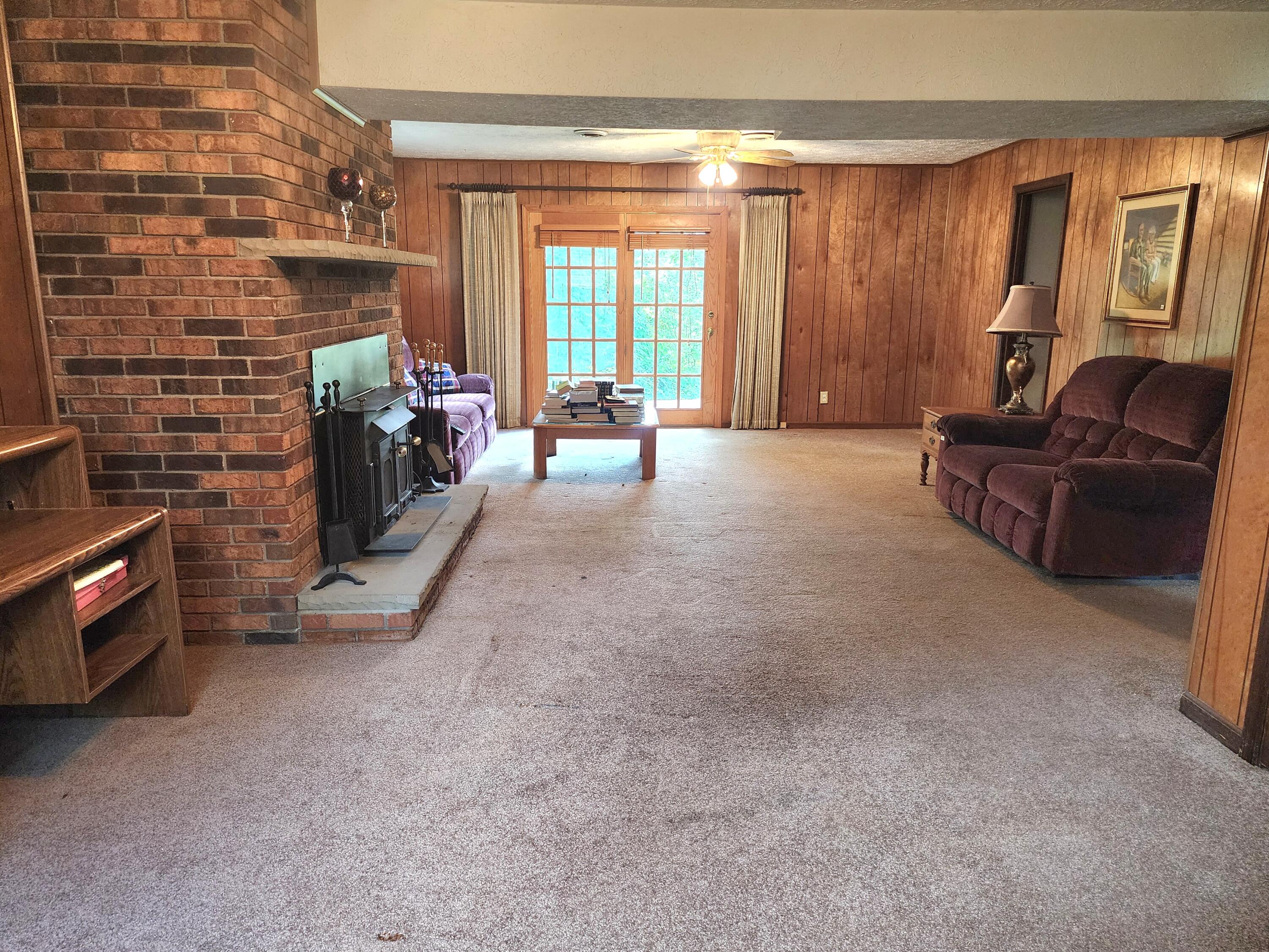 619 W Greenhill Road