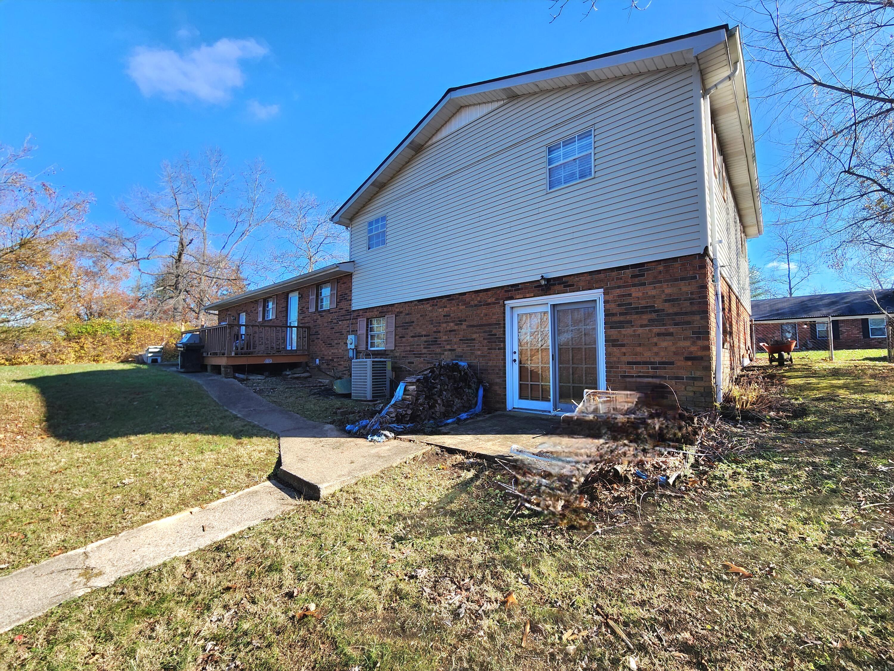 619 W Greenhill Road