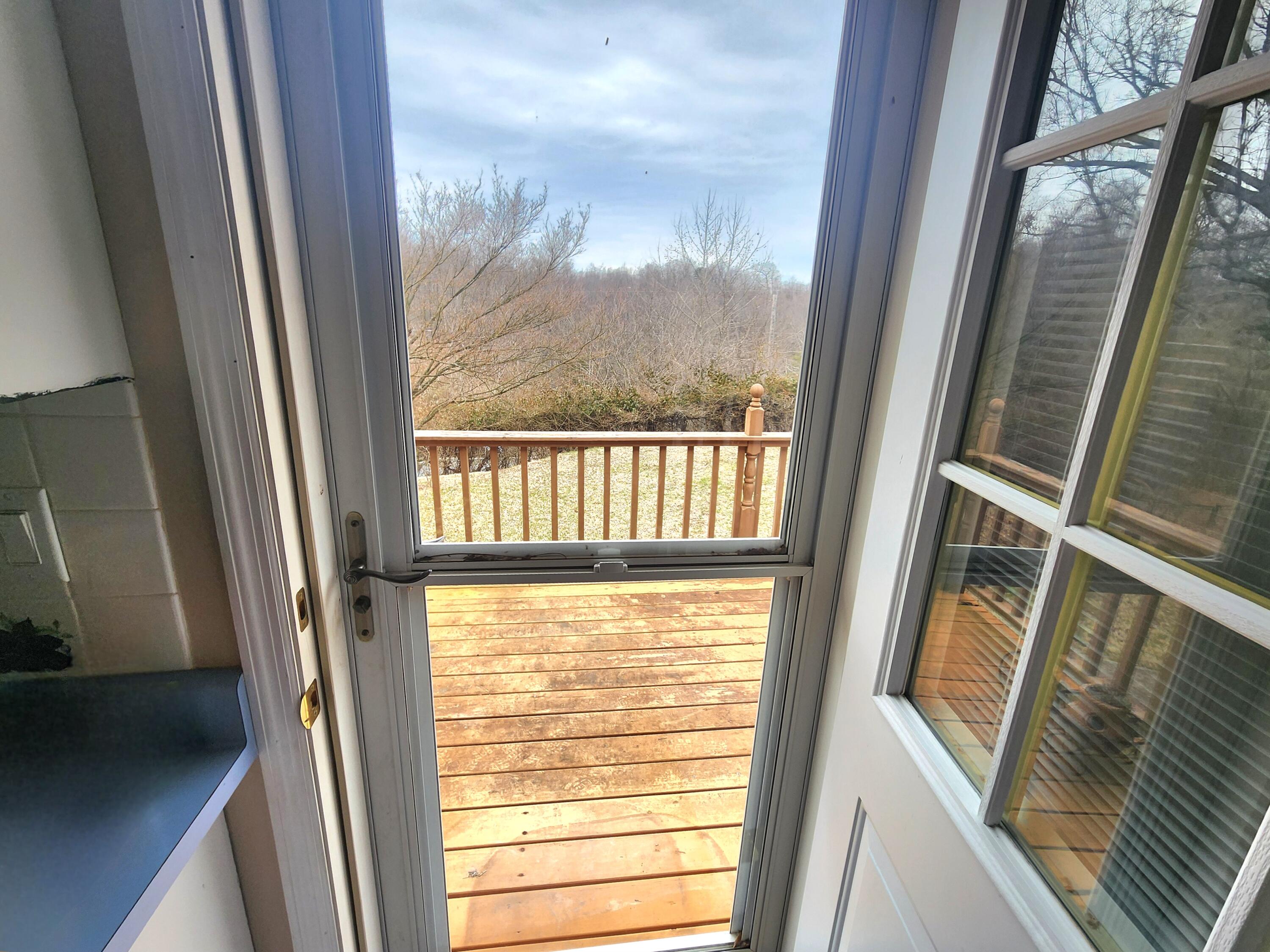 619 W Greenhill Road