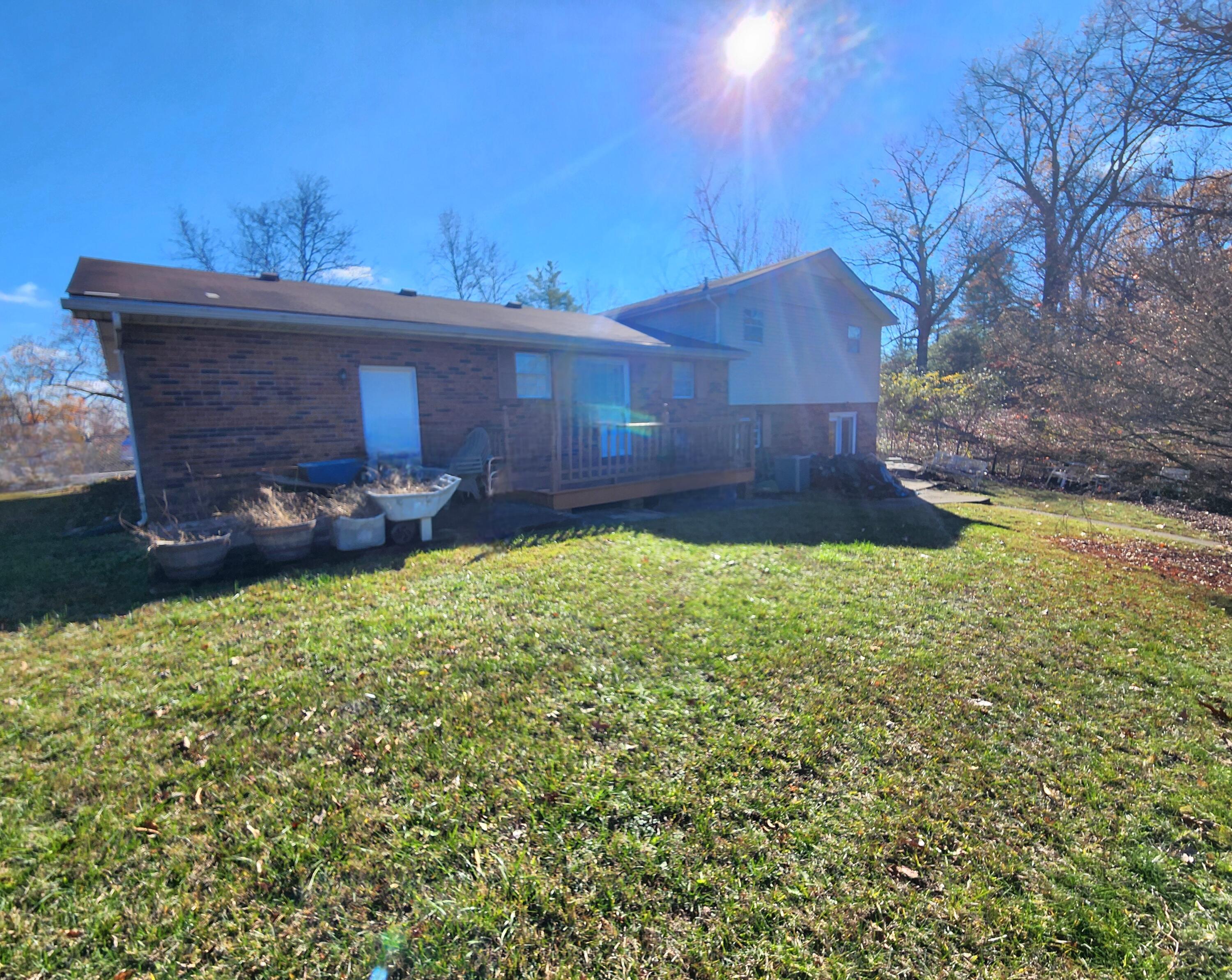 619 W Greenhill Road