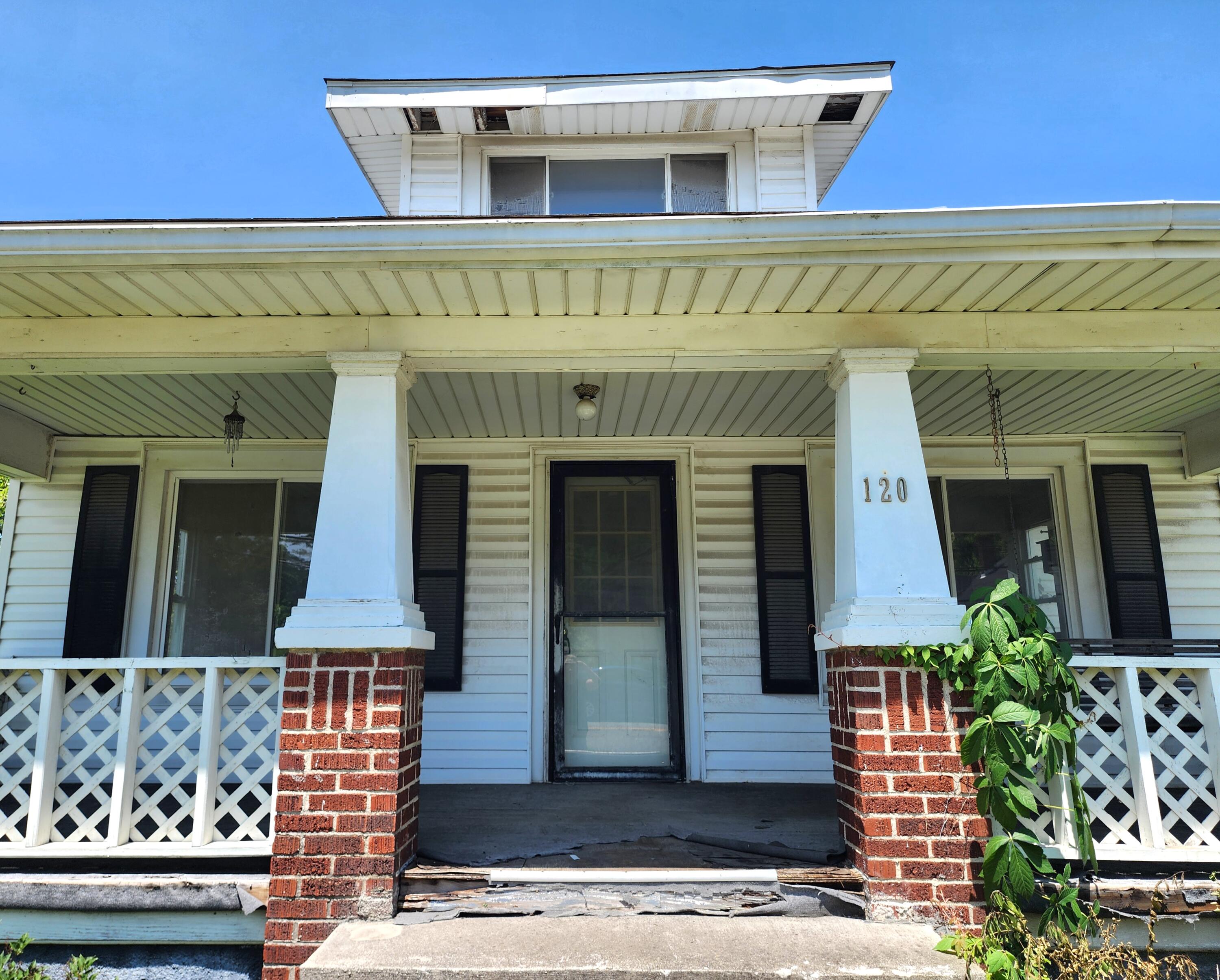120 W Main Street