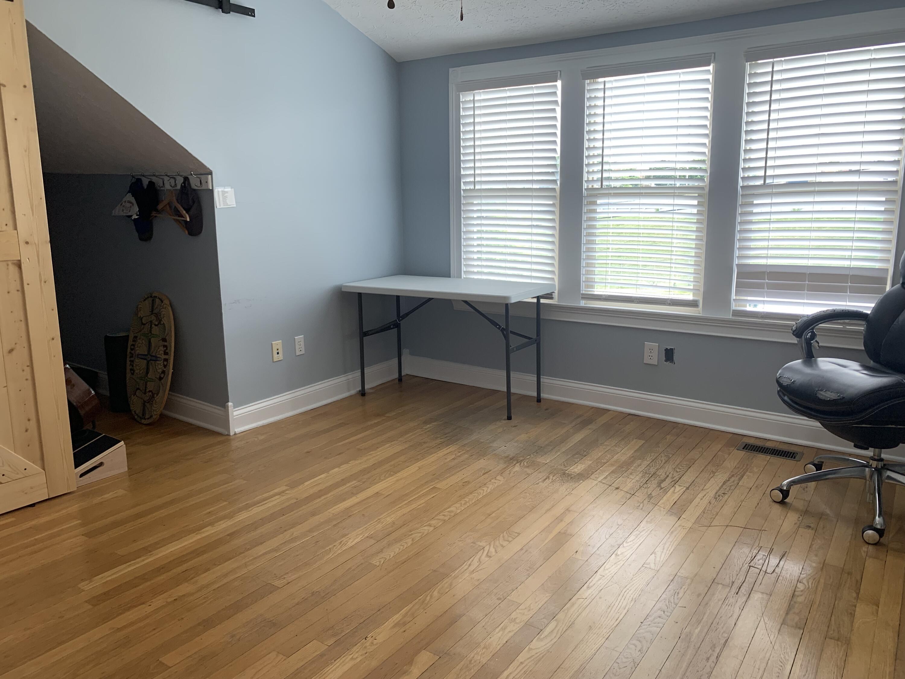 1232 Lancaster Road