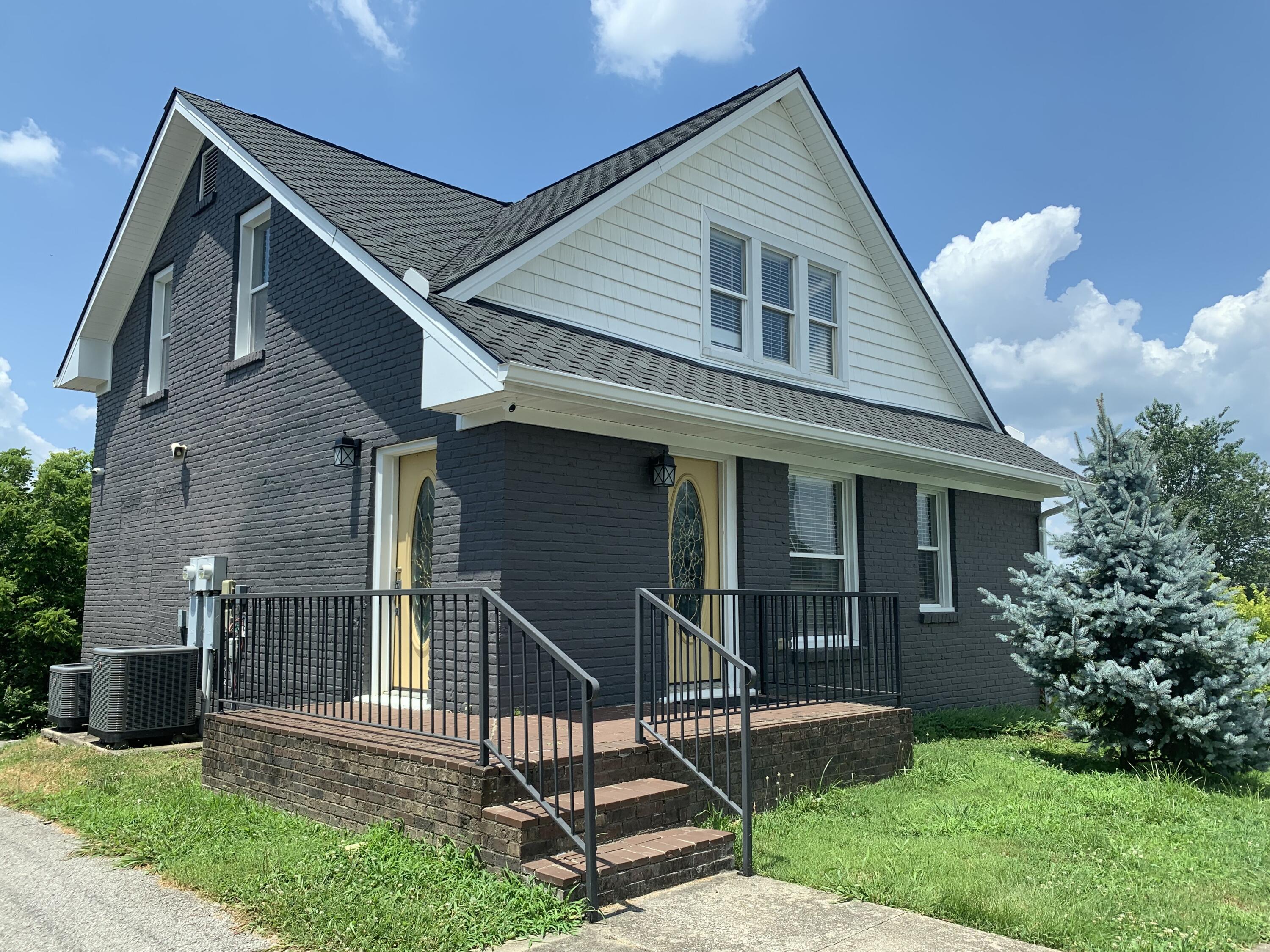 1232 Lancaster Road
