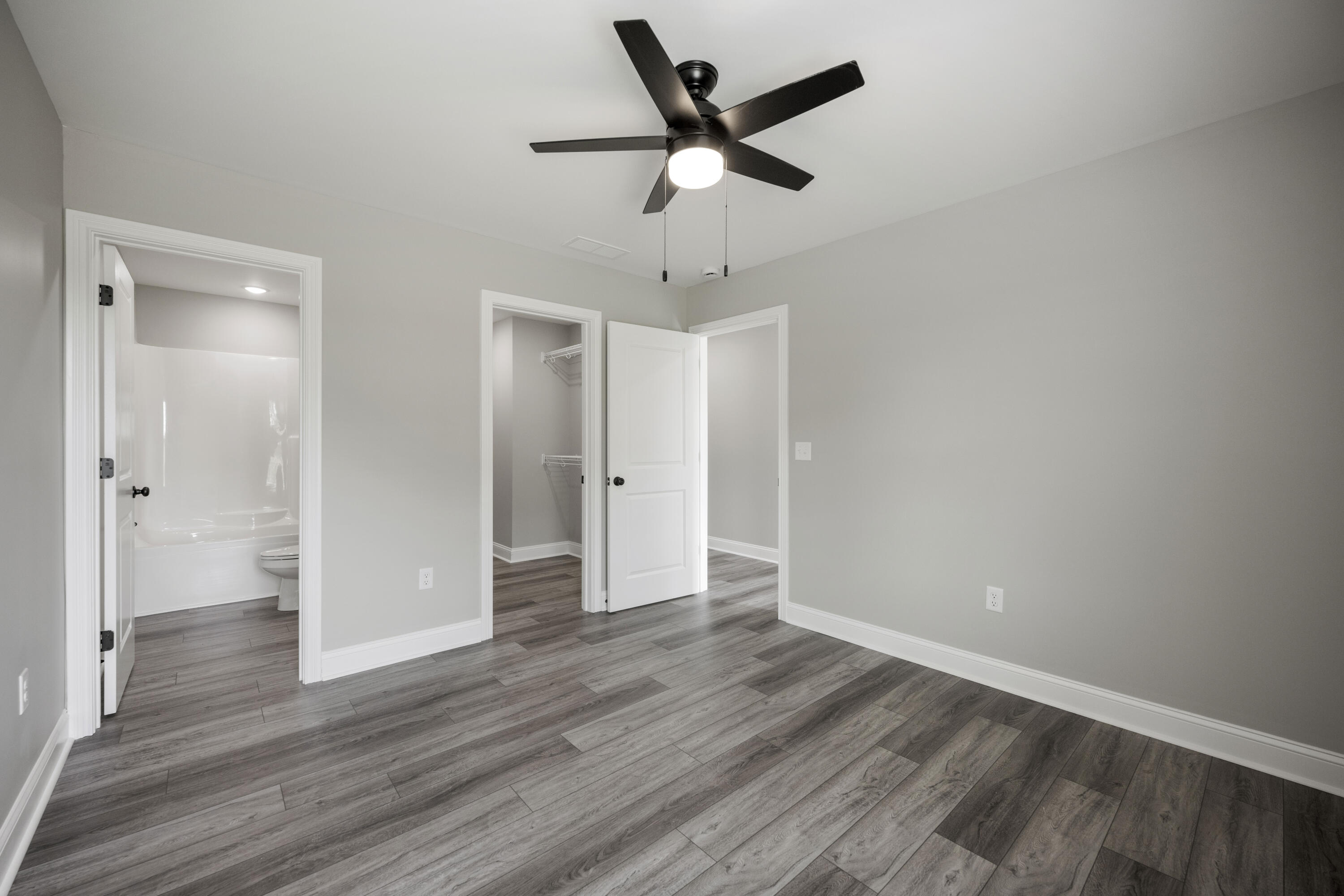 4129/4131 Stagecoach Drive