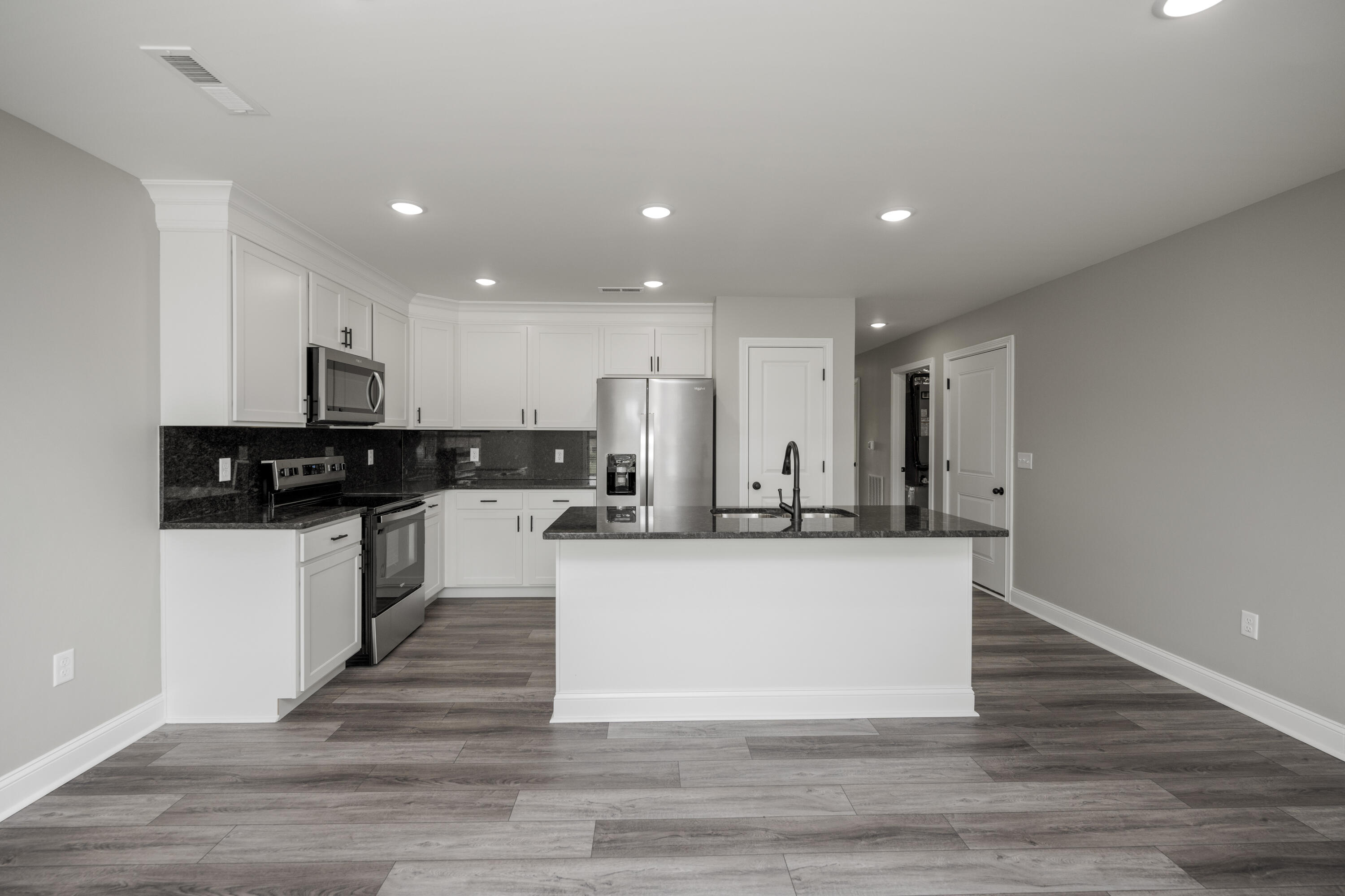 4129/4131 Stagecoach Drive