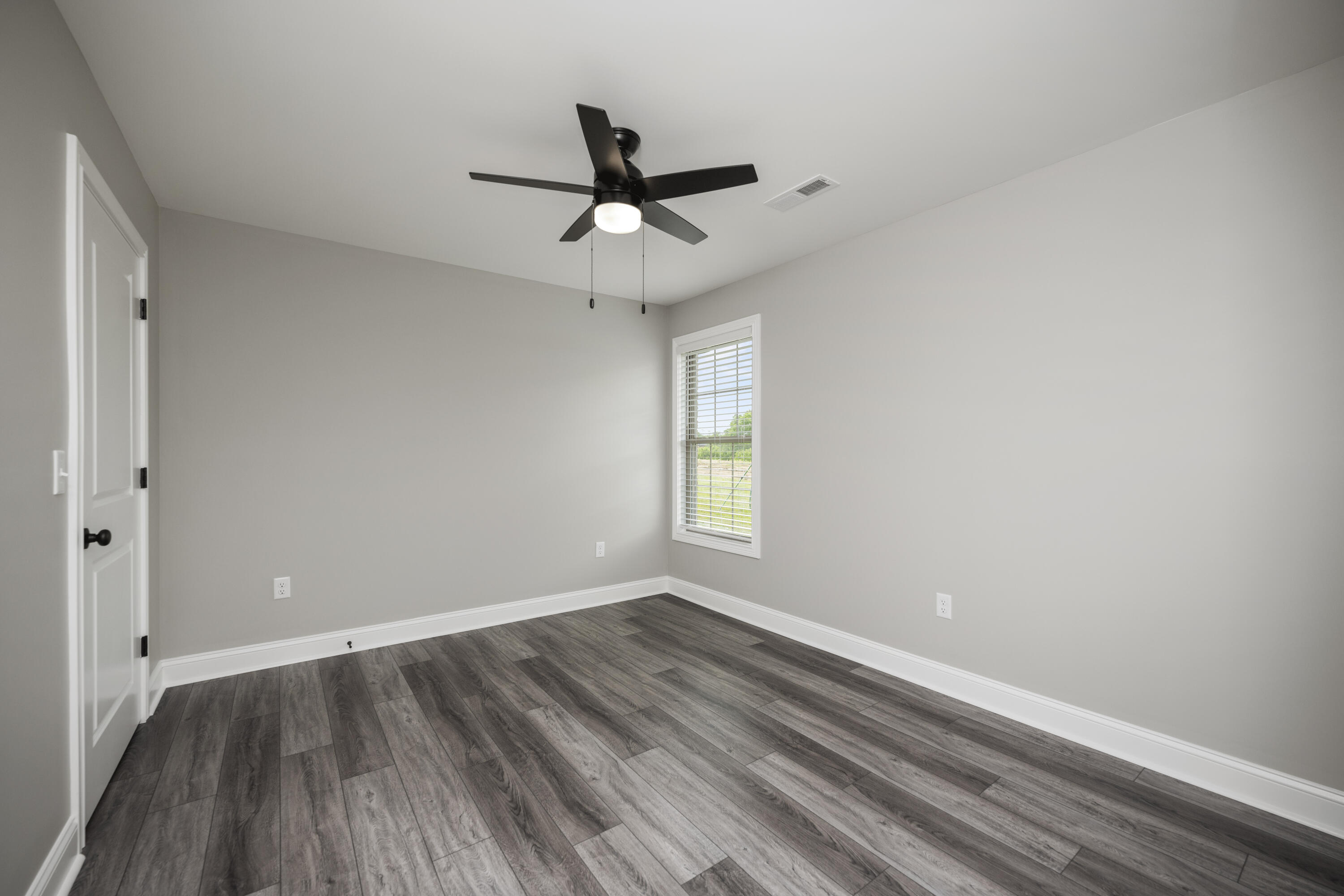 4129/4131 Stagecoach Drive