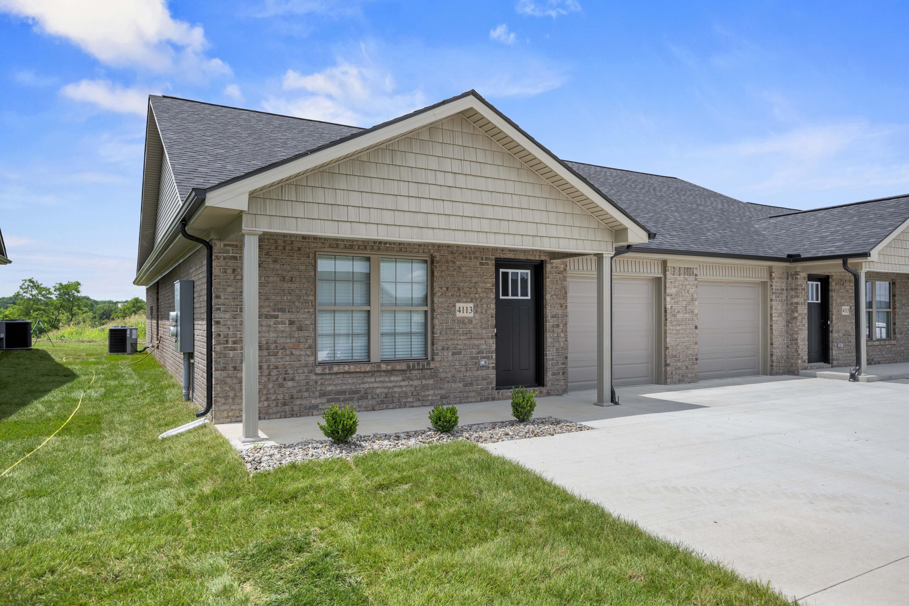 4129/4131 Stagecoach Drive