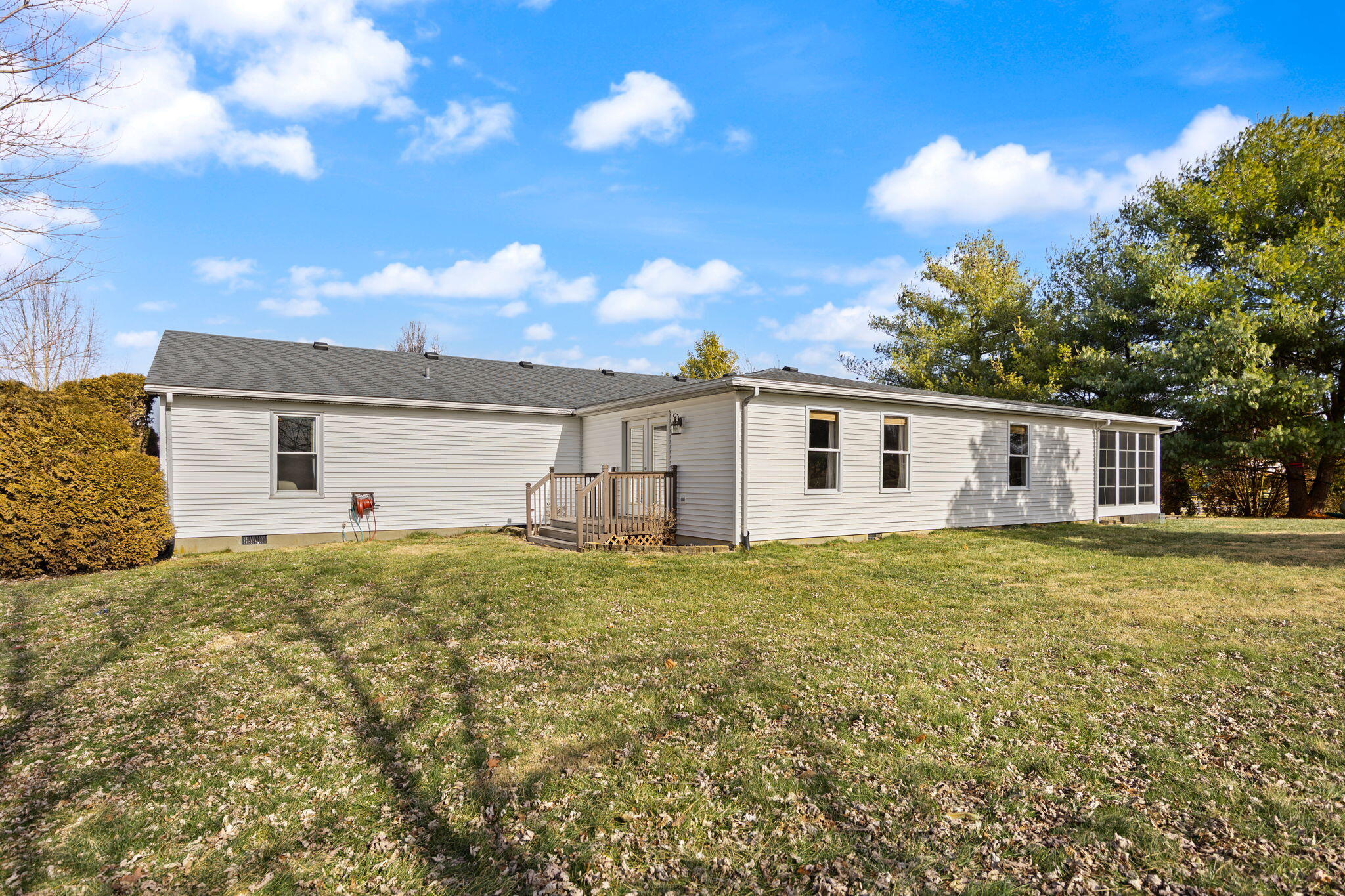 3783 Washburn Road