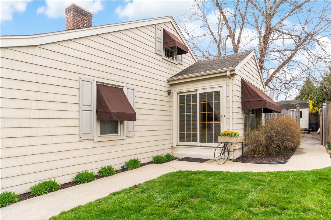 92 Allerton Avenue