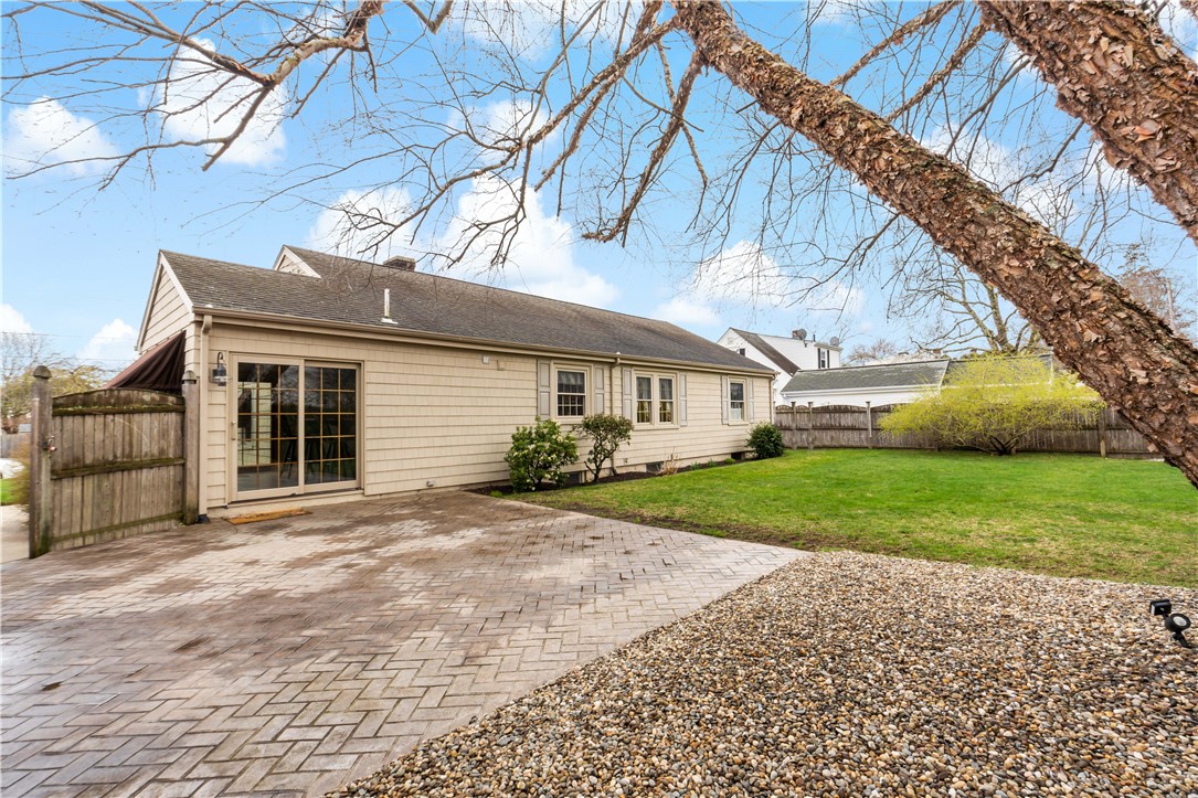 92 Allerton Avenue