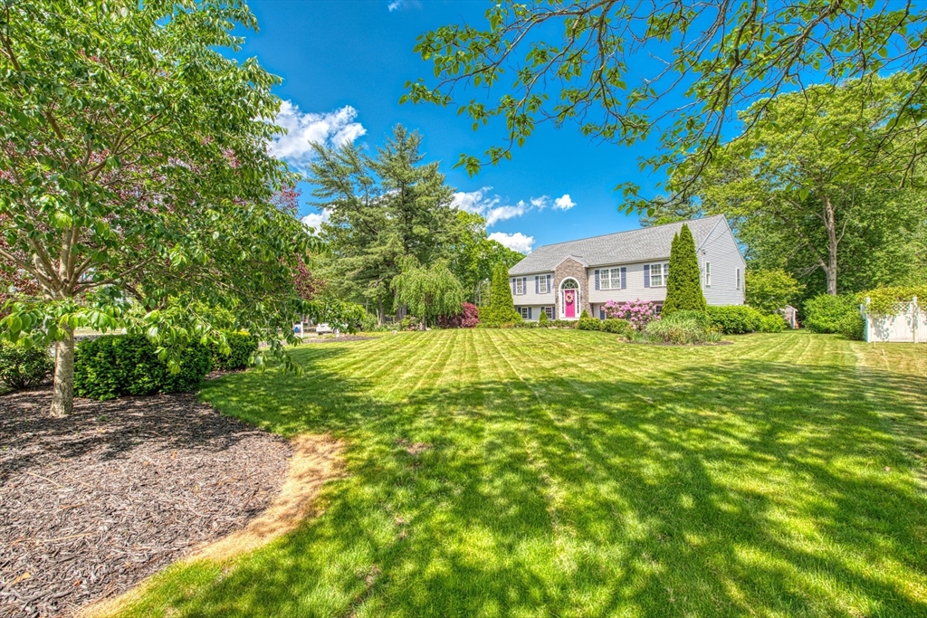 3 Field St