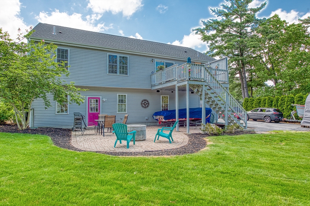 3 Field St